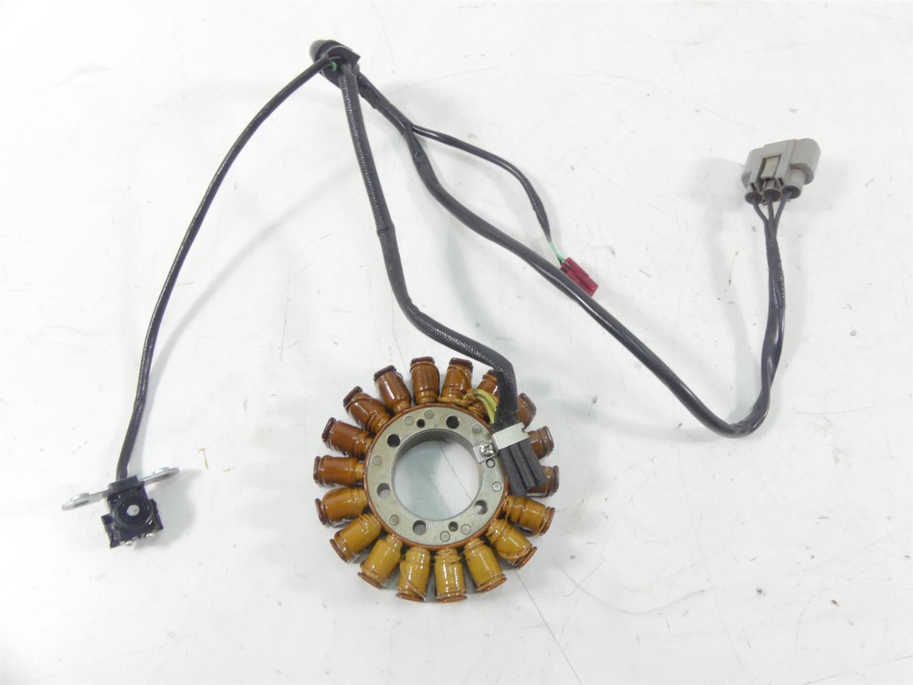 2019 Triumph Street Triple 765R Ignition Alternator Generator Stator T1300205 {{ shop.shopifyCountryName }} - Mototech271