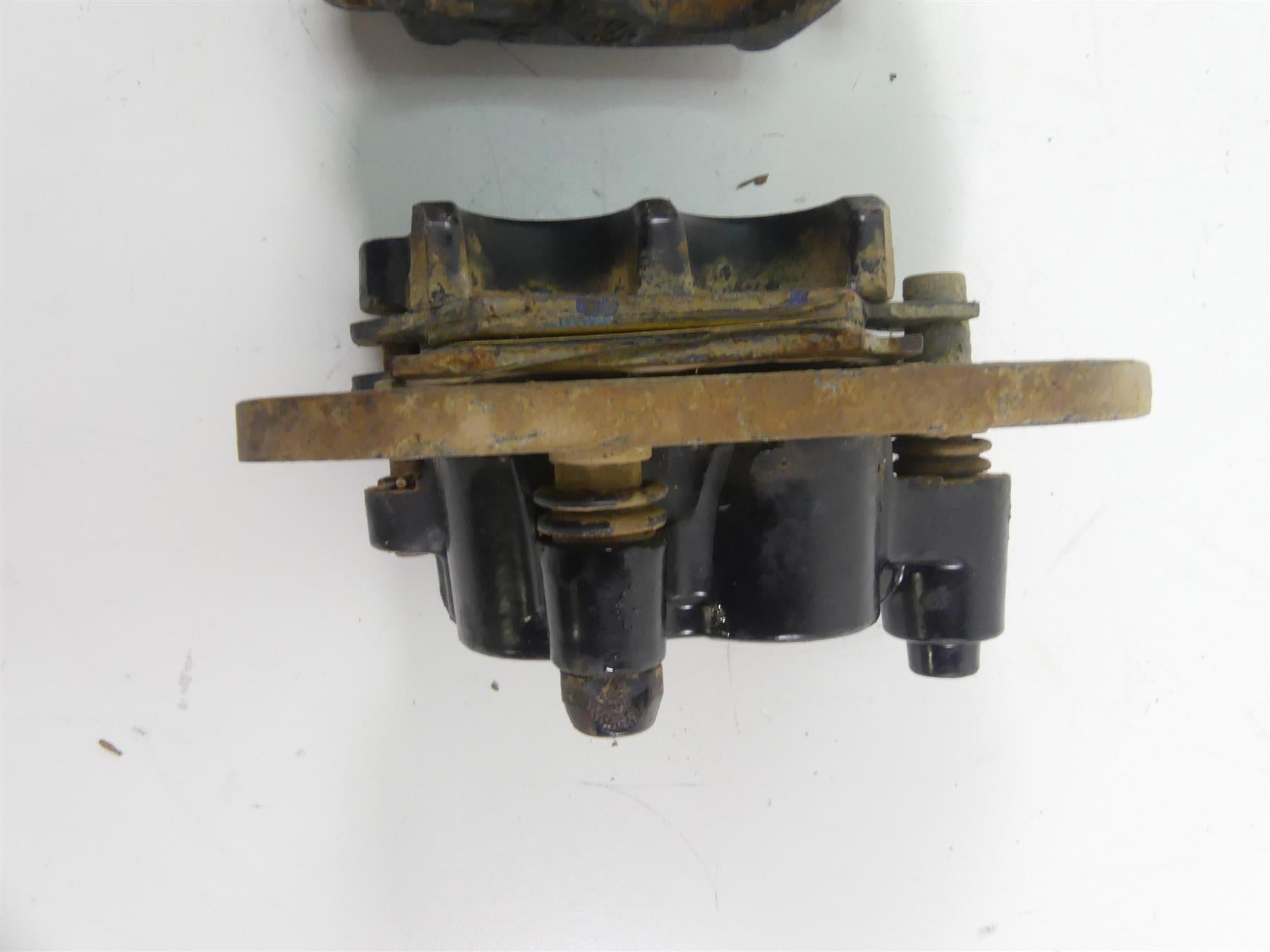 2014 Can Am Renegade 1000 STD Front Brake Caliper Set 705600861 705600862 {{ shop.shopifyCountryName }} - Mototech271