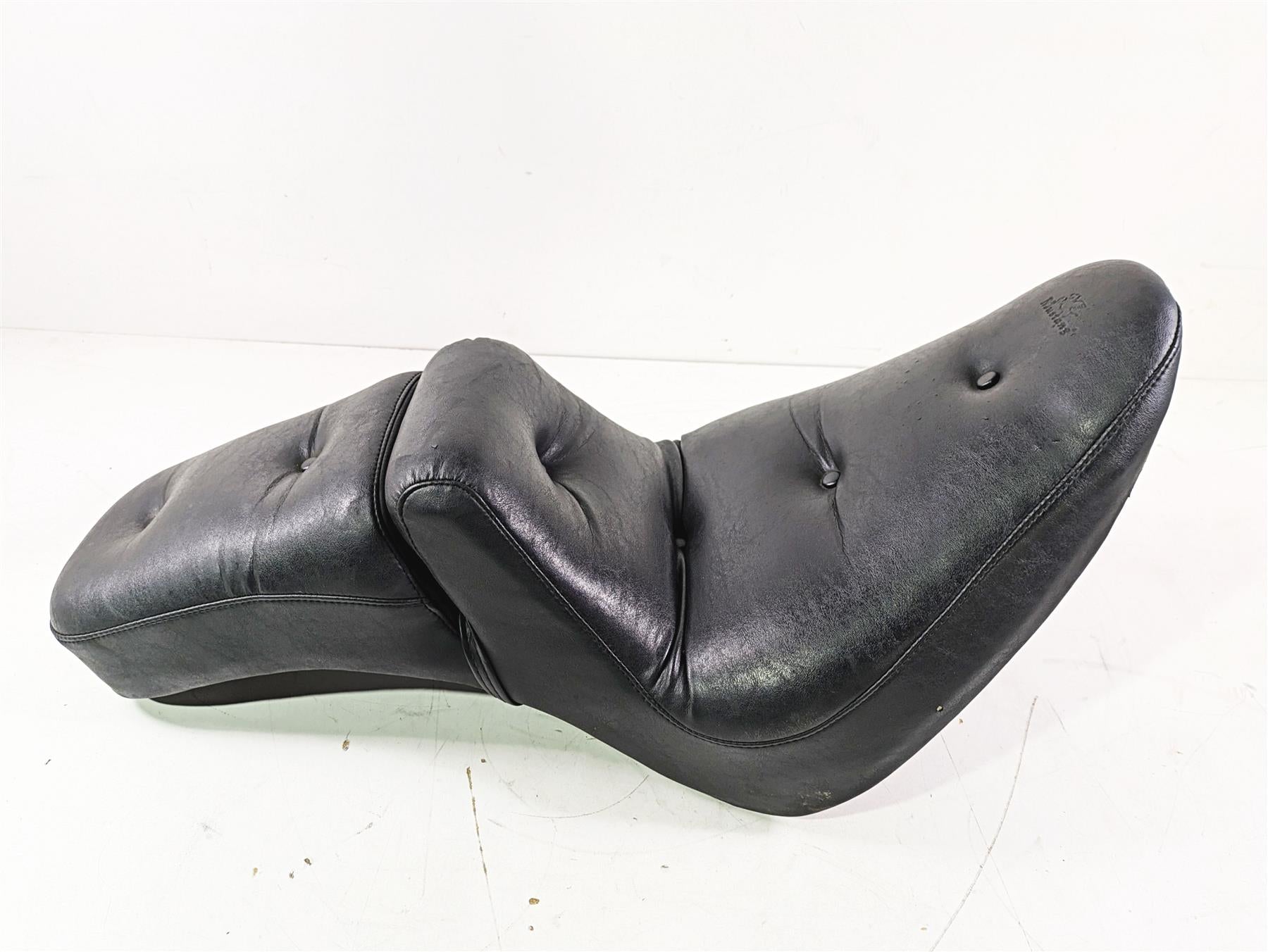 2008 Harley FLSTC 105TH Softail Heritage Mustang Seat Regal Duke -Read 76389