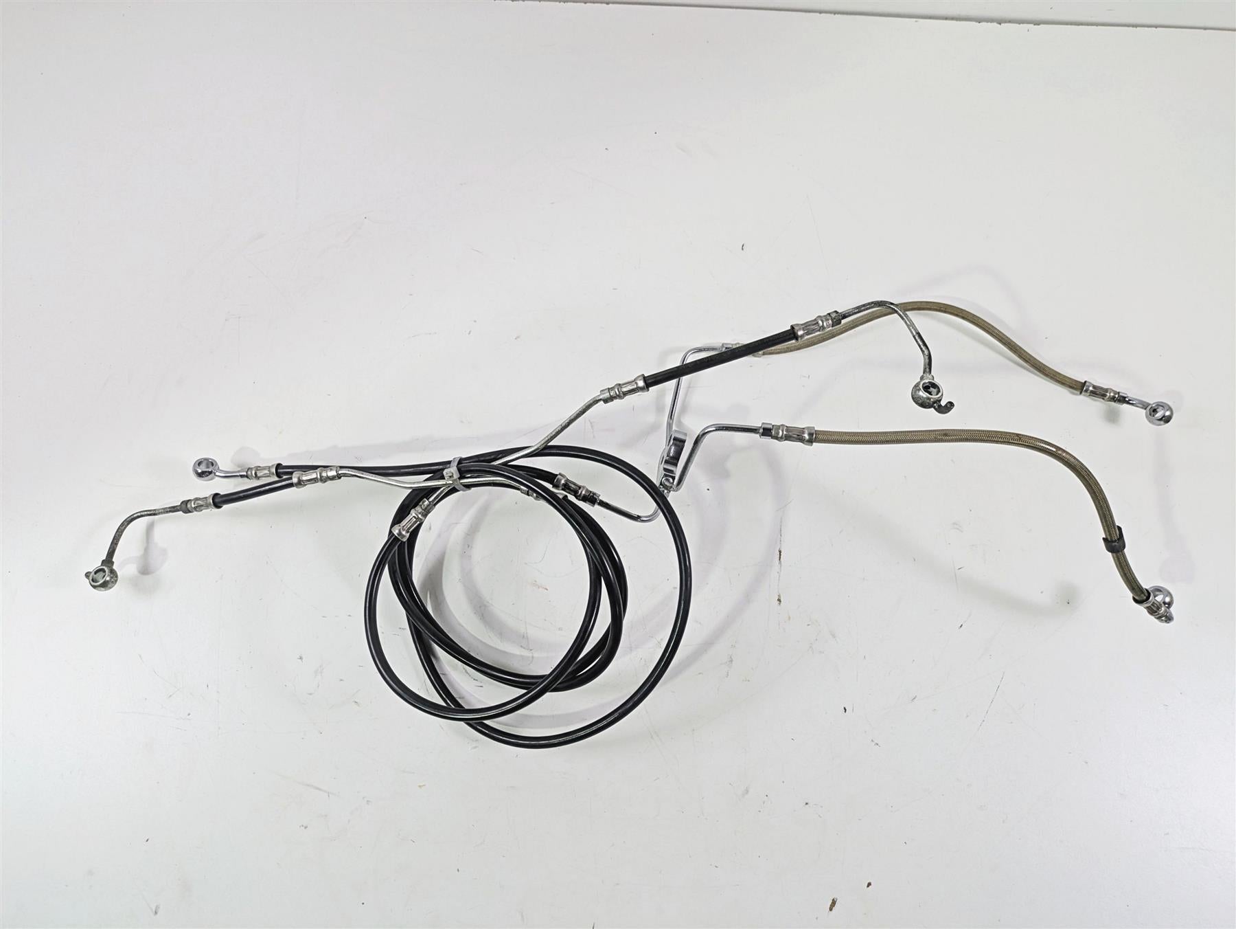 2010 Harley Touring FLHXSE CVO Street Glide Front Abs Brake Line Set 46674-10 {{ shop.shopifyCountryName }} - Mototech271