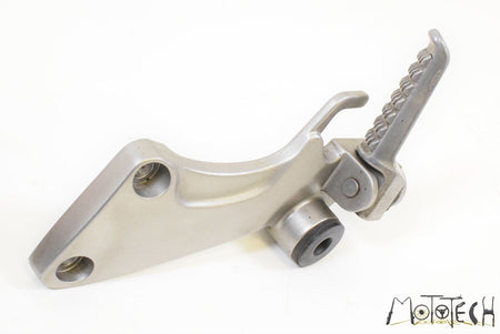 2005 Kawasaki ZZR1200 ZX1200 Ninja Rear Passenger Right Footpeg 35063-1219-458 {{ shop.shopifyCountryName }} - Mototech271