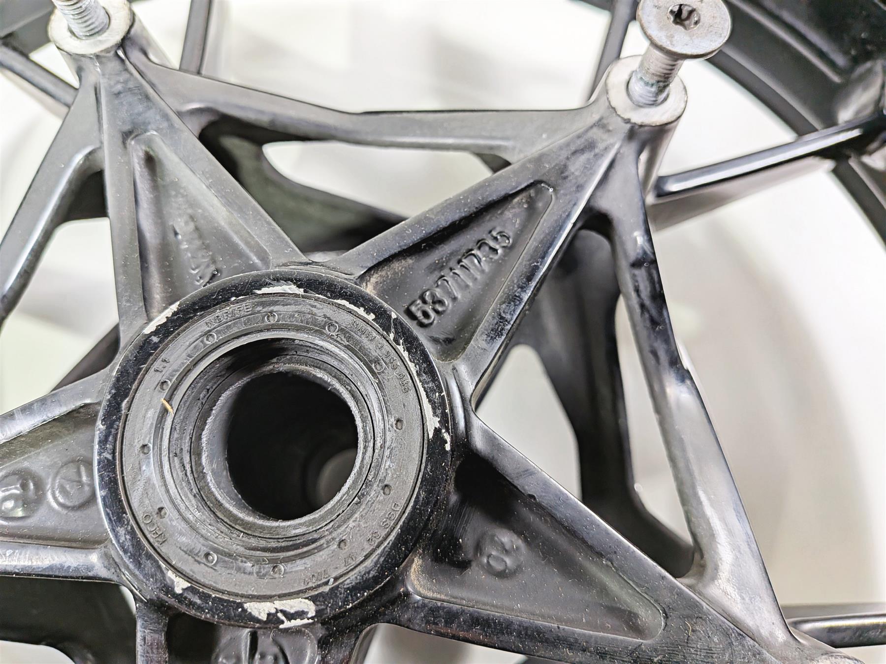 2014 BMW S1000RR K46 17x3.5 Front Wheel Rim .62mm Runout Read 36318548897 {{ shop.shopifyCountryName }} - Mototech271
