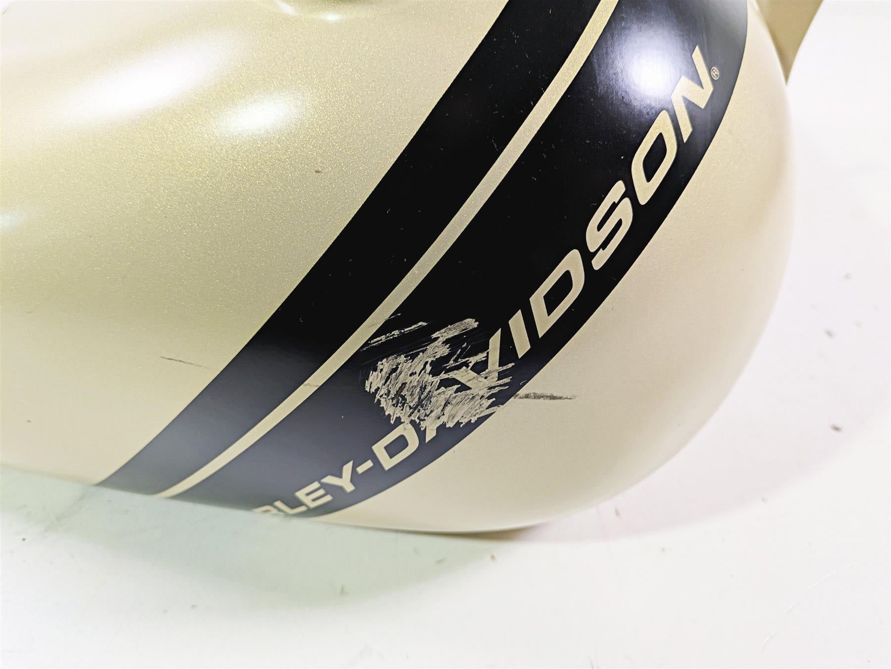 2015 Harley FXDF Dyna Fat Bob Fuel Gas Petrol Tank - Sand Cammo Denim 61000705 {{ shop.shopifyCountryName }} - Mototech271