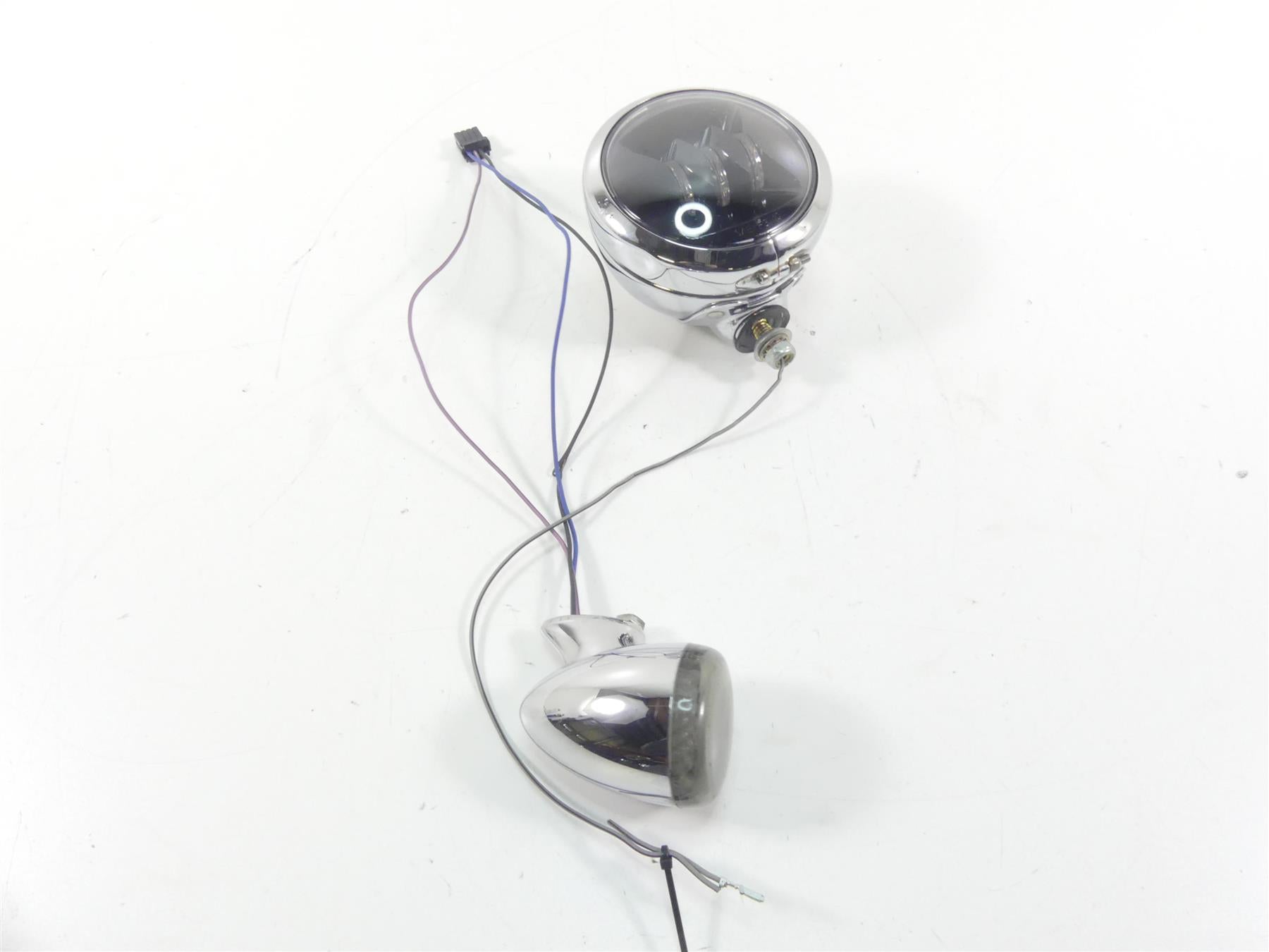 2009 Harley FLHTCU SE4 CVO E-Glide Front Led Spotlight Blinker Set 69218-04 {{ shop.shopifyCountryName }} - Mototech271