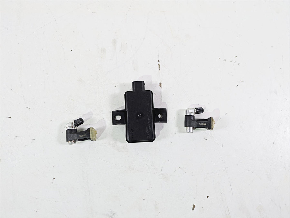 2018 KTM 1290 Super Adv S Tire Pressure Module & Sensor Set 60312032000 {{ shop.shopifyCountryName }} - Mototech271
