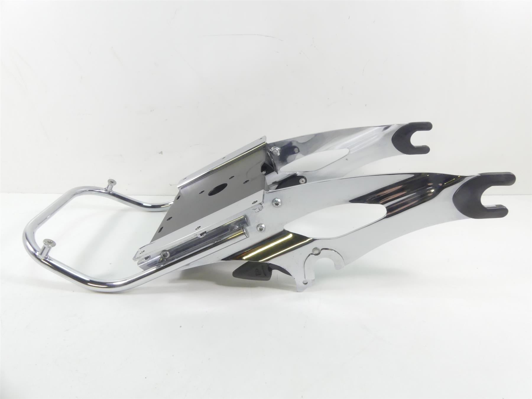 2020 Indian Roadmaster Rear Trunk Quick Release Mount Hardware Kit 5139657 {{ shop.shopifyCountryName }} - Mototech271