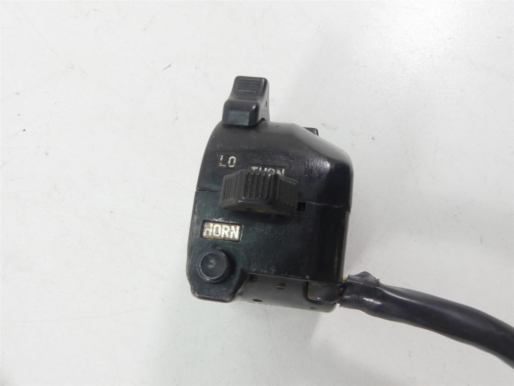 1978 Yamaha XS650 SE Special Left Hand Light Control Switch 2L0-83975-01-98 {{ shop.shopifyCountryName }} - Mototech271