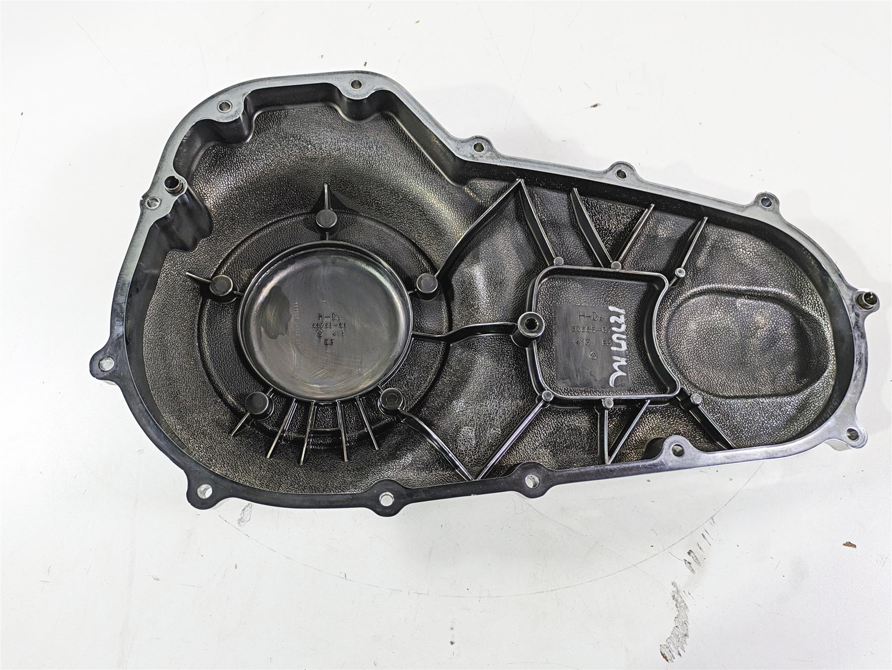 2008 Harley Touring FLHTCU E-Glide 105TH Outer Primary Drive Cover 60685-07 {{ shop.shopifyCountryName }} - Mototech271