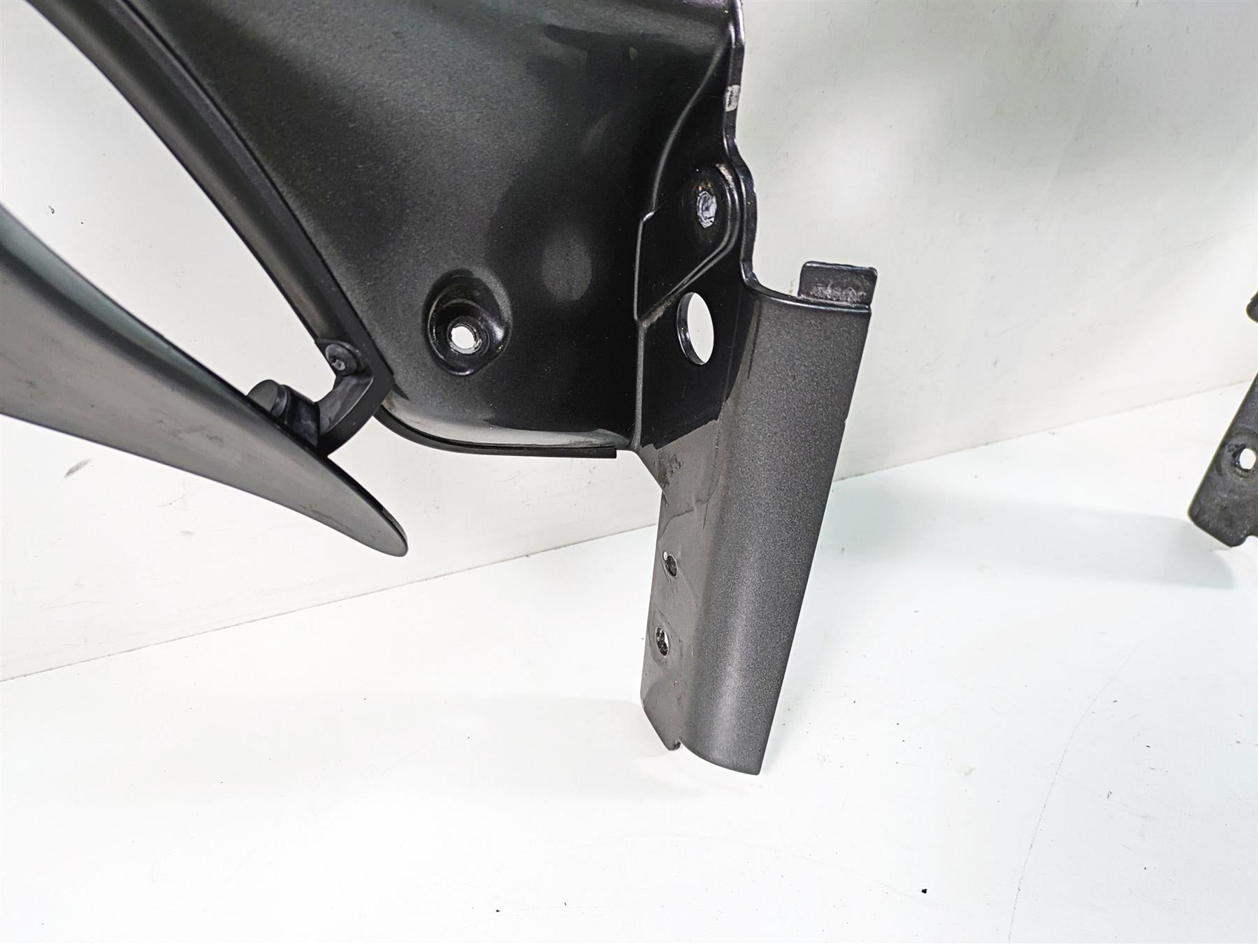 2018 Harley Touring FLHXSE CVO Street Glide Inner Front Fairing Cover 57000111 {{ shop.shopifyCountryName }} - Mototech271