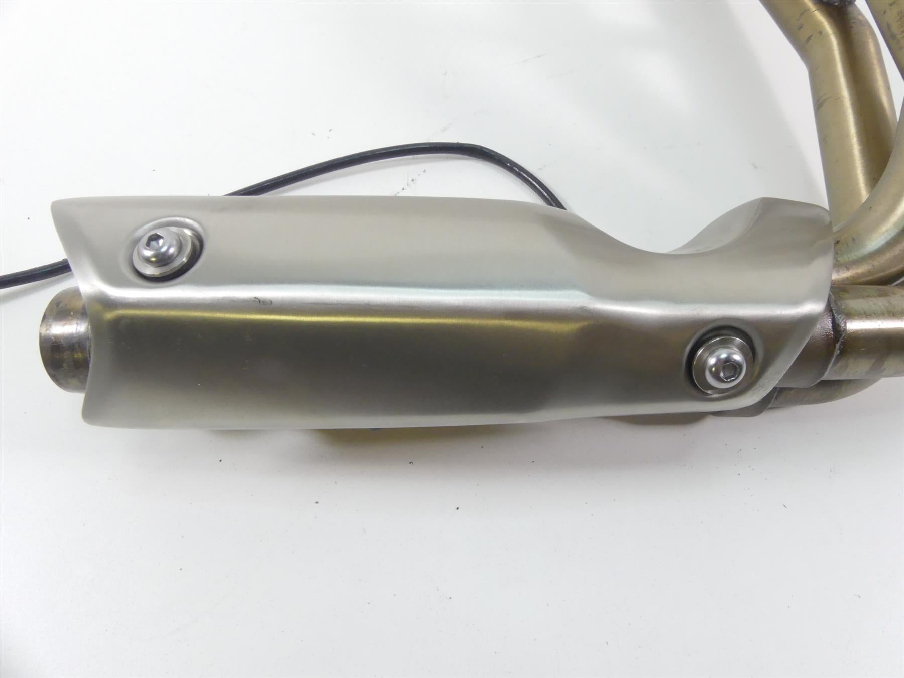 2013 Triumph Street Triple 675R Nice Exhaust Pipe Header Manifold T2202030 {{ shop.shopifyCountryName }} - Mototech271