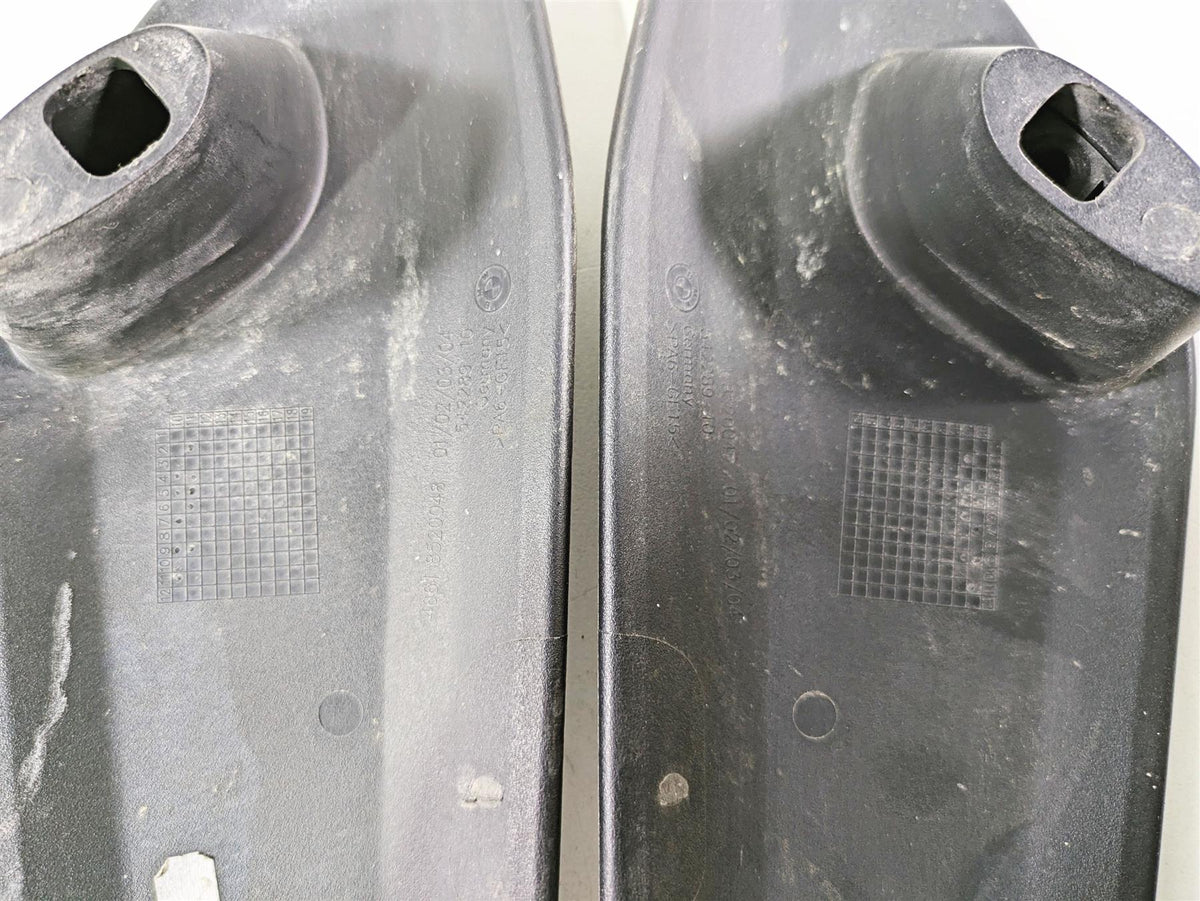 2012 BMW R1200R K27 Front Fender Wind Deflector Side Covers 46618520048 {{ shop.shopifyCountryName }} - Mototech271
