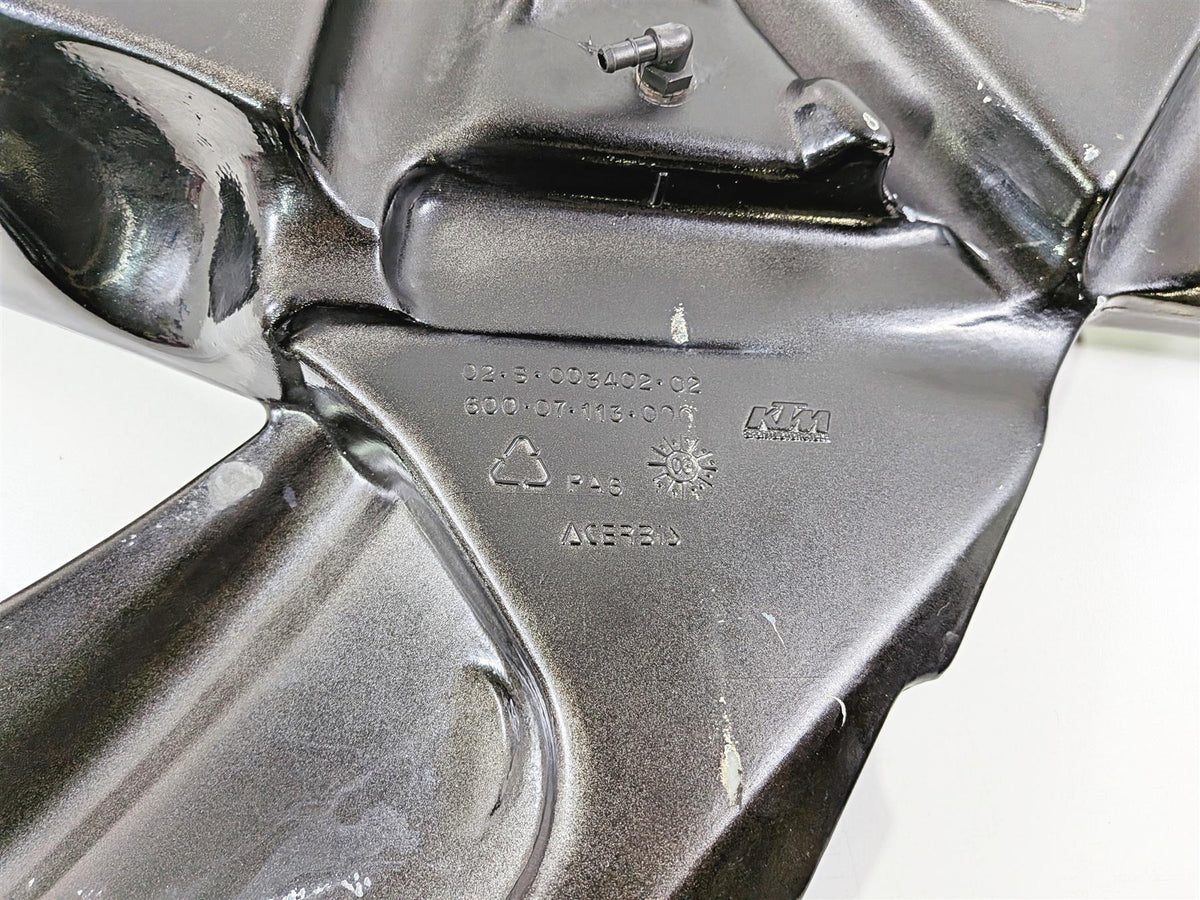2005 KTM 950 LC8 Adventure Right Side Plastic Fuel Gas Tank 60007113044 {{ shop.shopifyCountryName }} - Mototech271