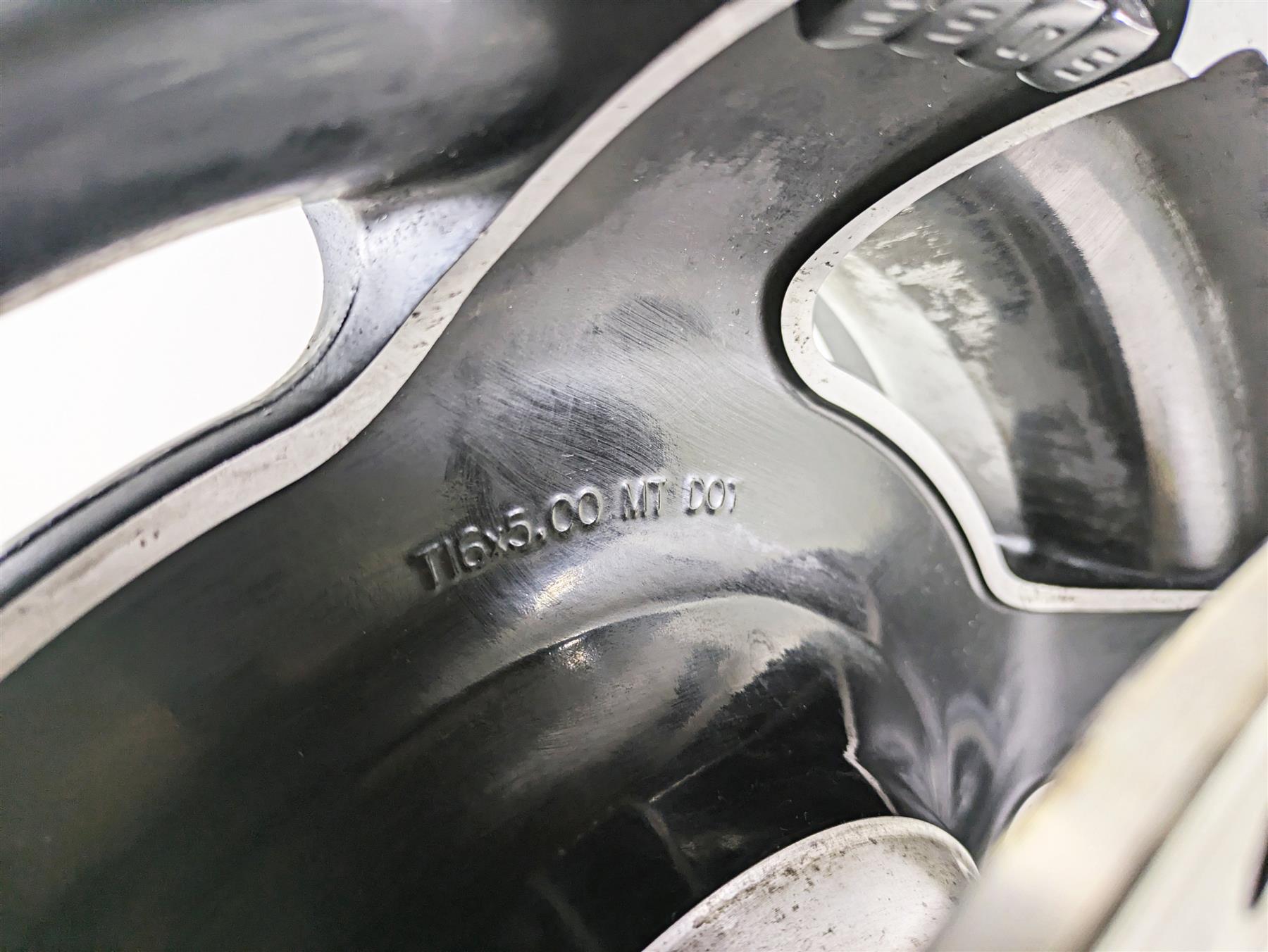 2010 Harley Touring FLHX Street Glide Rear Wheel Rim 16x5 40900194 {{ shop.shopifyCountryName }} - Mototech271
