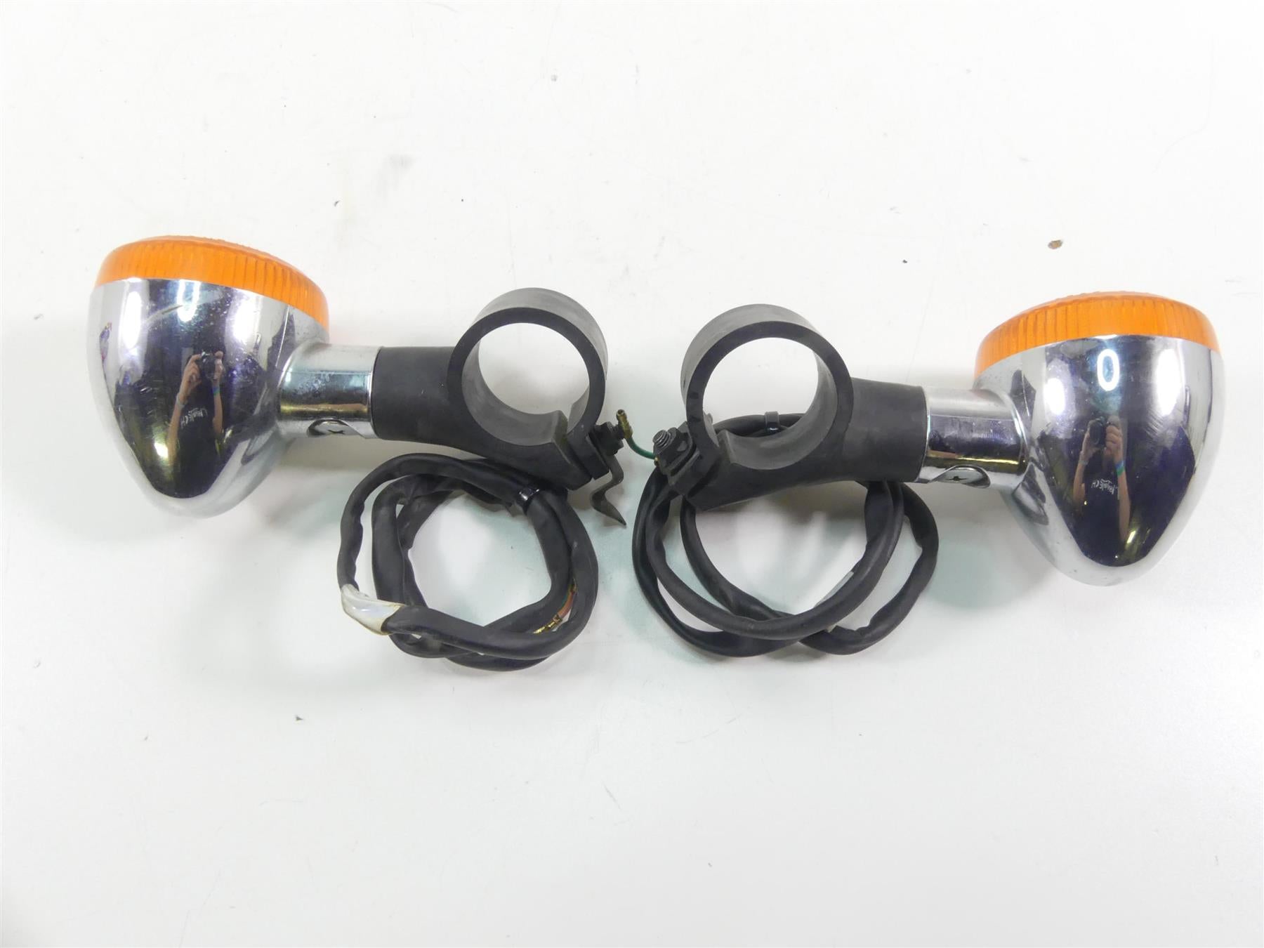 1998 Honda Shadow VT1100T Front Blinker Turn Signal Indicator Set 33400-MAH-671 {{ shop.shopifyCountryName }} - Mototech271