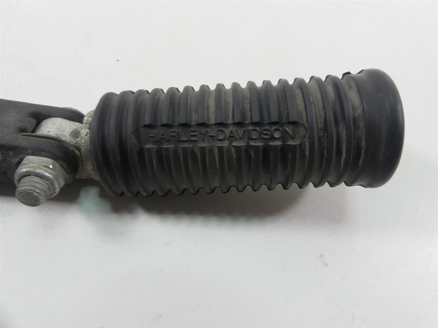 2013 Harley FXDWG Dyna Wide Glide Rear Passenger Footpeg Foot Peg Set {{ shop.shopifyCountryName }} - Mototech271