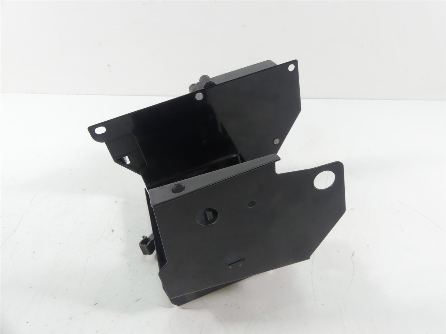 2007 Harley Touring FLHTCU SE CVO Electra Glide Battery Tray Box Stay 66281-02 {{ shop.shopifyCountryName }} - Mototech271