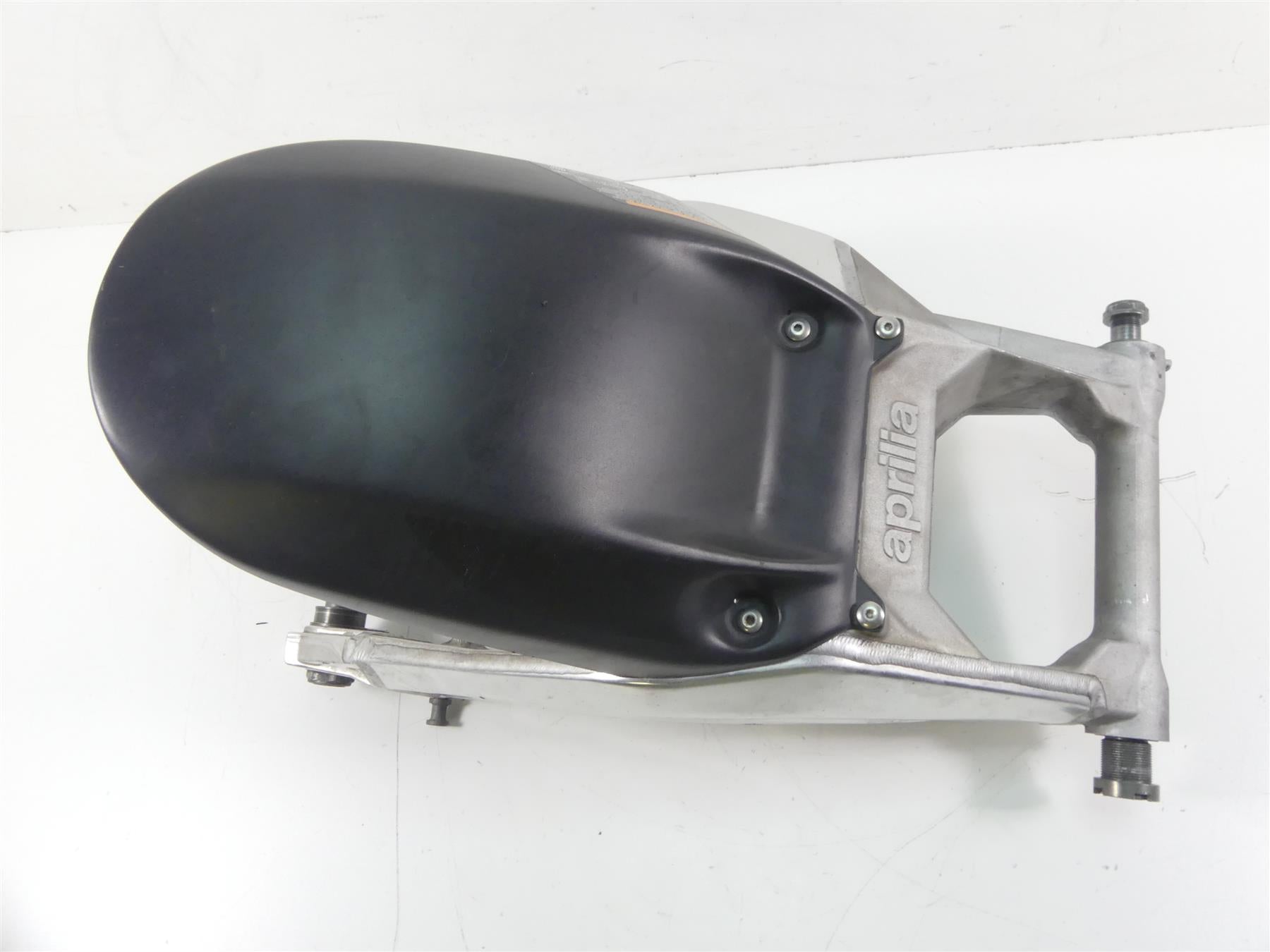 2004 Aprilia RSV 2 1000R Mille Rear Swing Arm Swingarm Suspension Fork AP8145020 {{ shop.shopifyCountryName }} - Mototech271