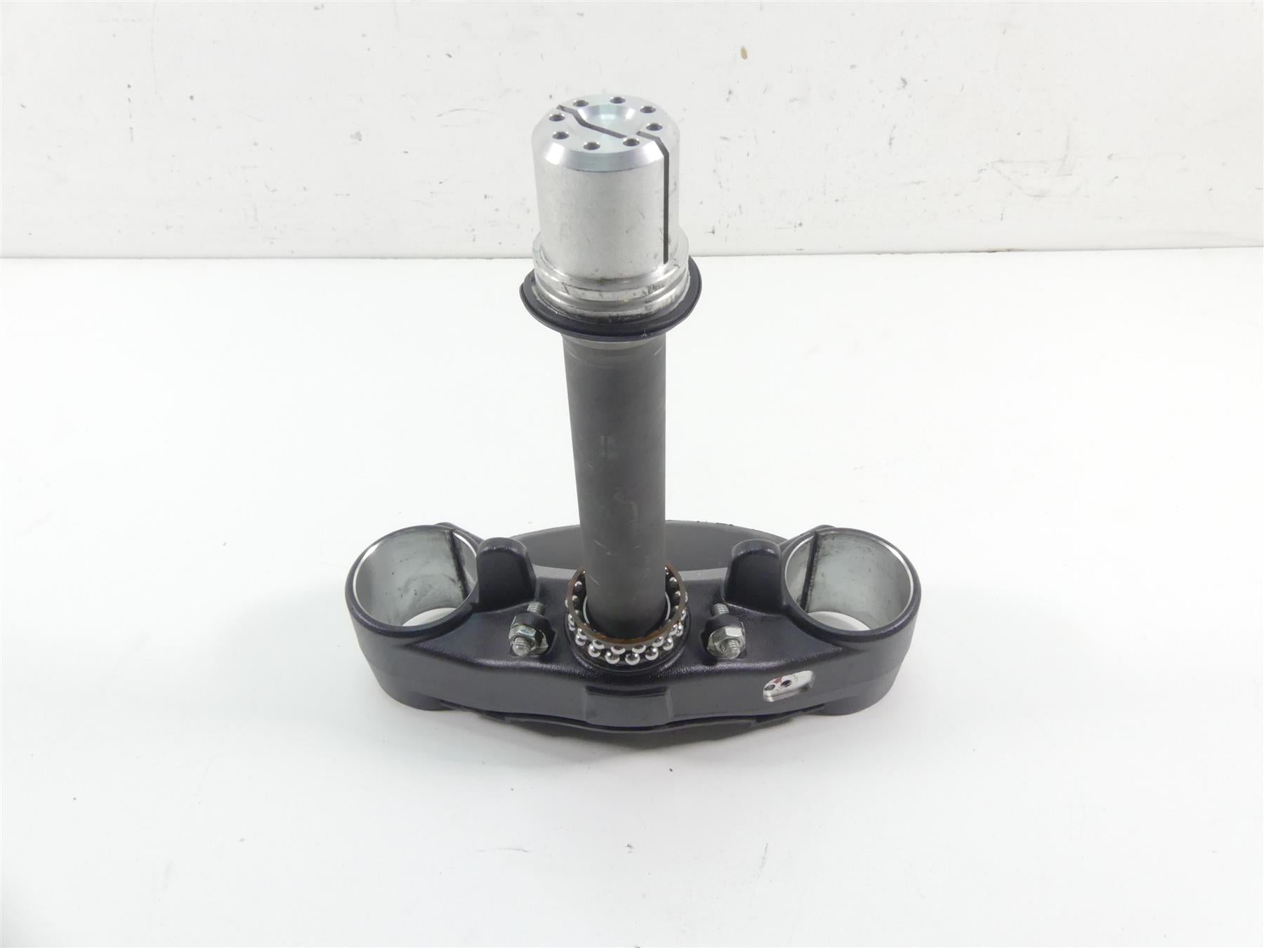 2017 Ducati 939 S Supersport Lower Triple Tree Steering Clamp 34220991AB {{ shop.shopifyCountryName }} - Mototech271