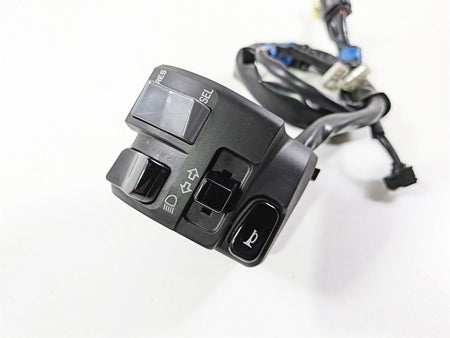 2025 Yamaha YZF R7 Nice Left Side Light Hand Control Switch BEB-83969-00-00 {{ shop.shopifyCountryName }} - Mototech271