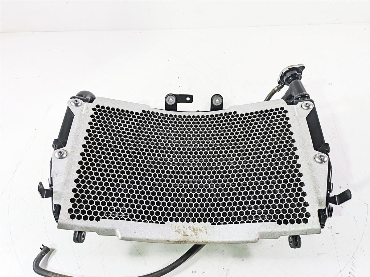2015 Triumph Tiger Explorer XC Radiator Fan Reservoir Hoses Set T2100854 {{ shop.shopifyCountryName }} - Mototech271