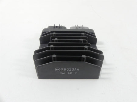 2020 Triumph Speed Triple RS 1050 Rectifier Voltage Regulator T1300675 FH020AA {{ shop.shopifyCountryName }} - Mototech271