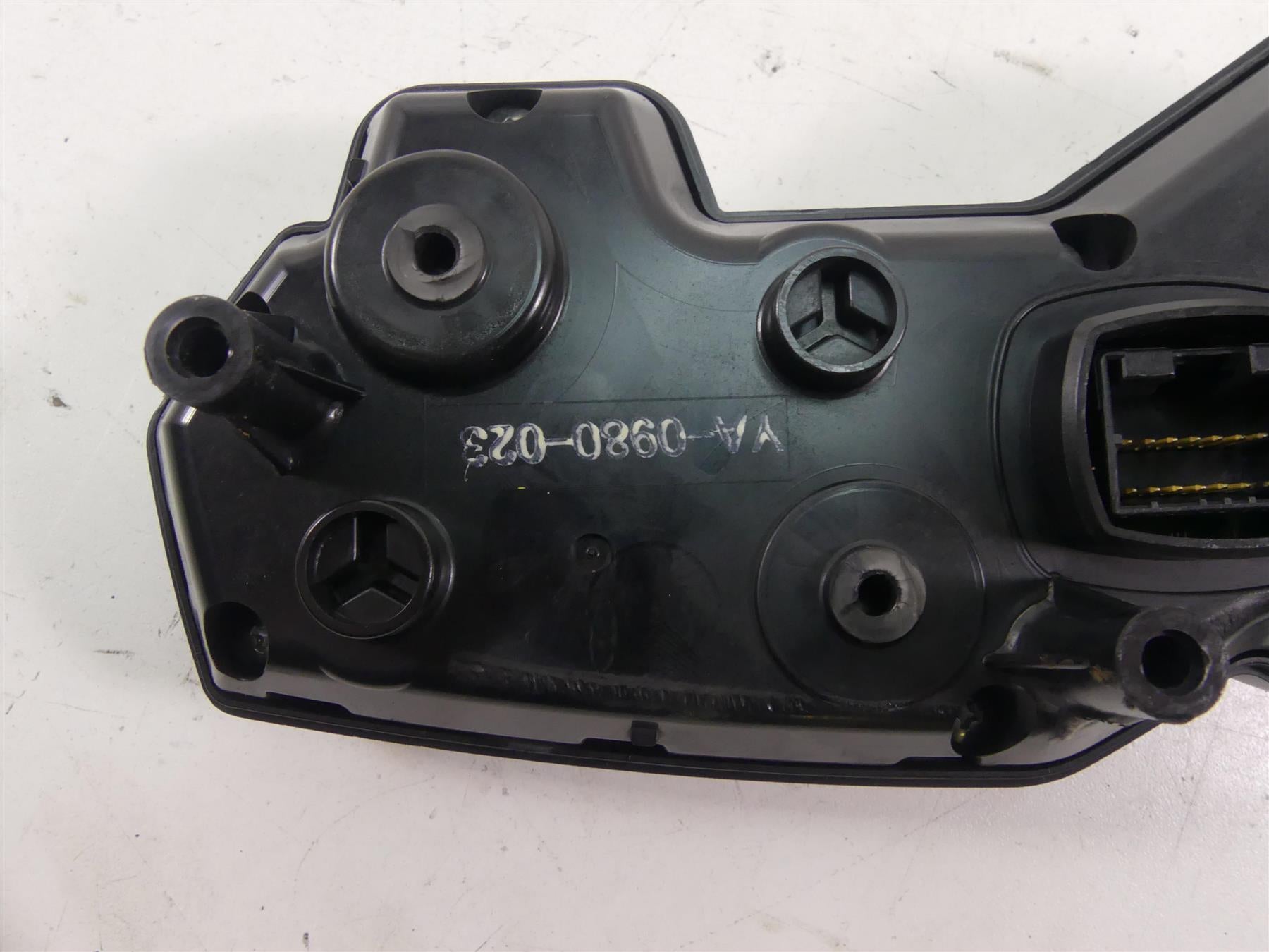 2008 Yamaha FZ1 Fazer Speedometer Gauges Instrument 14K 2D1-83500-60-00 {{ shop.shopifyCountryName }} - Mototech271