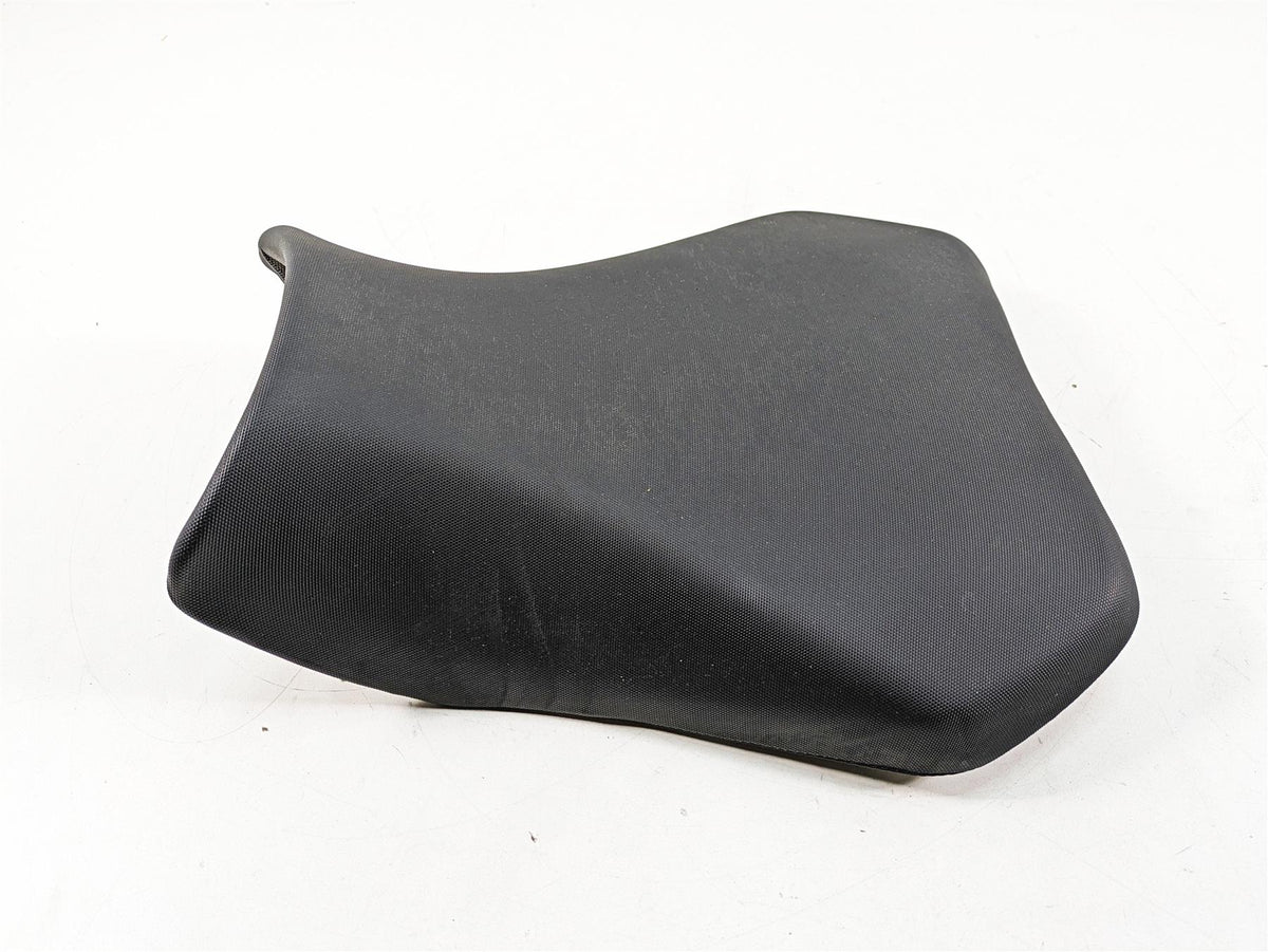 2022 Suzuki GSXR 750 Front Rider Seat 45100-14J11-DW2 {{ shop.shopifyCountryName }} - Mototech271
