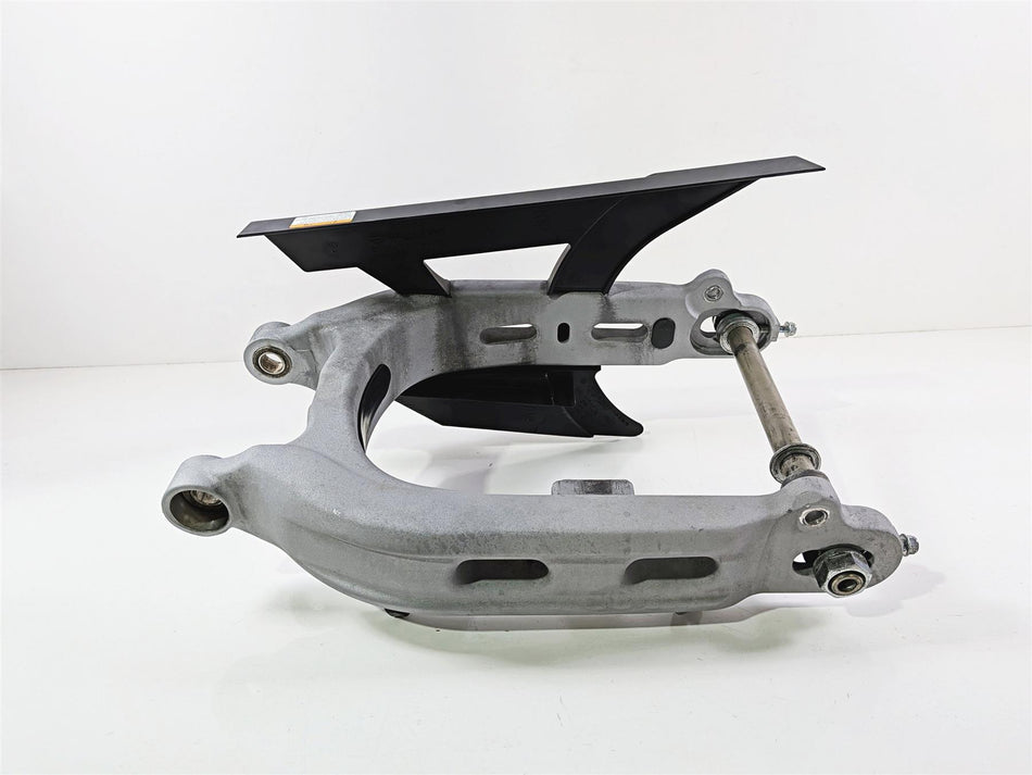 2009 Harley Davidson XR1200 Sportster Rear Aluminum Swingarm Swing Arm & Guards 47674-08-Mototech271