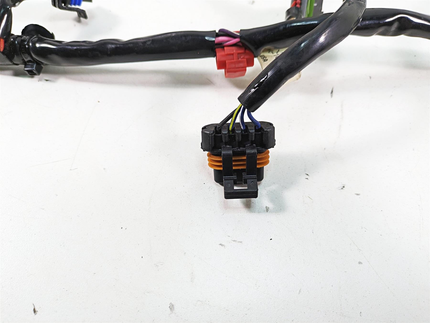 2019 Harley Touring FLHX Street Glide Front Wiring Harness -Read 69200121A {{ shop.shopifyCountryName }} - Mototech271
