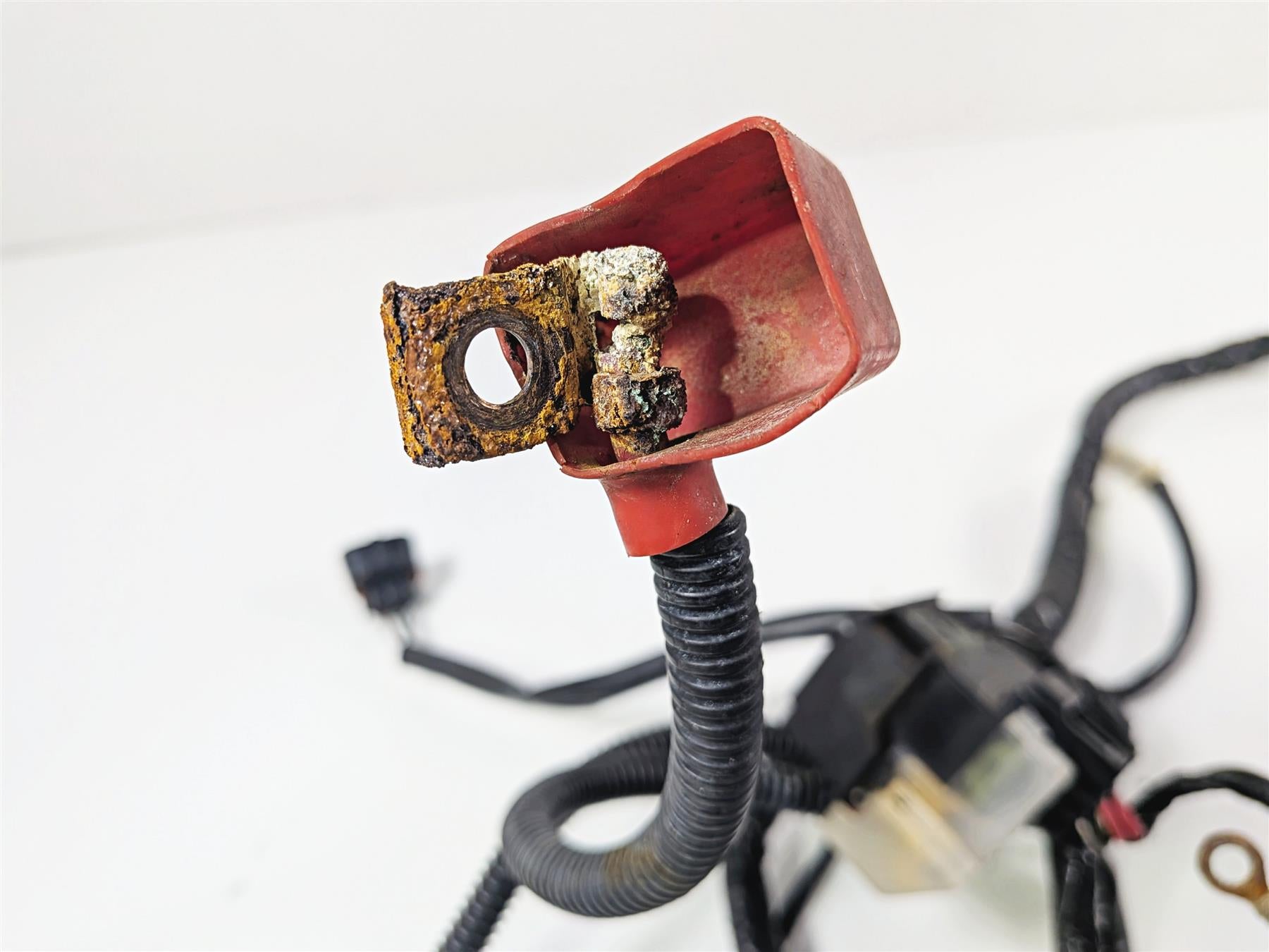 2005 Suzuki GSX600F Katana Wiring Harness Coils Recitifer 36610-08FE0 {{ shop.shopifyCountryName }} - Mototech271