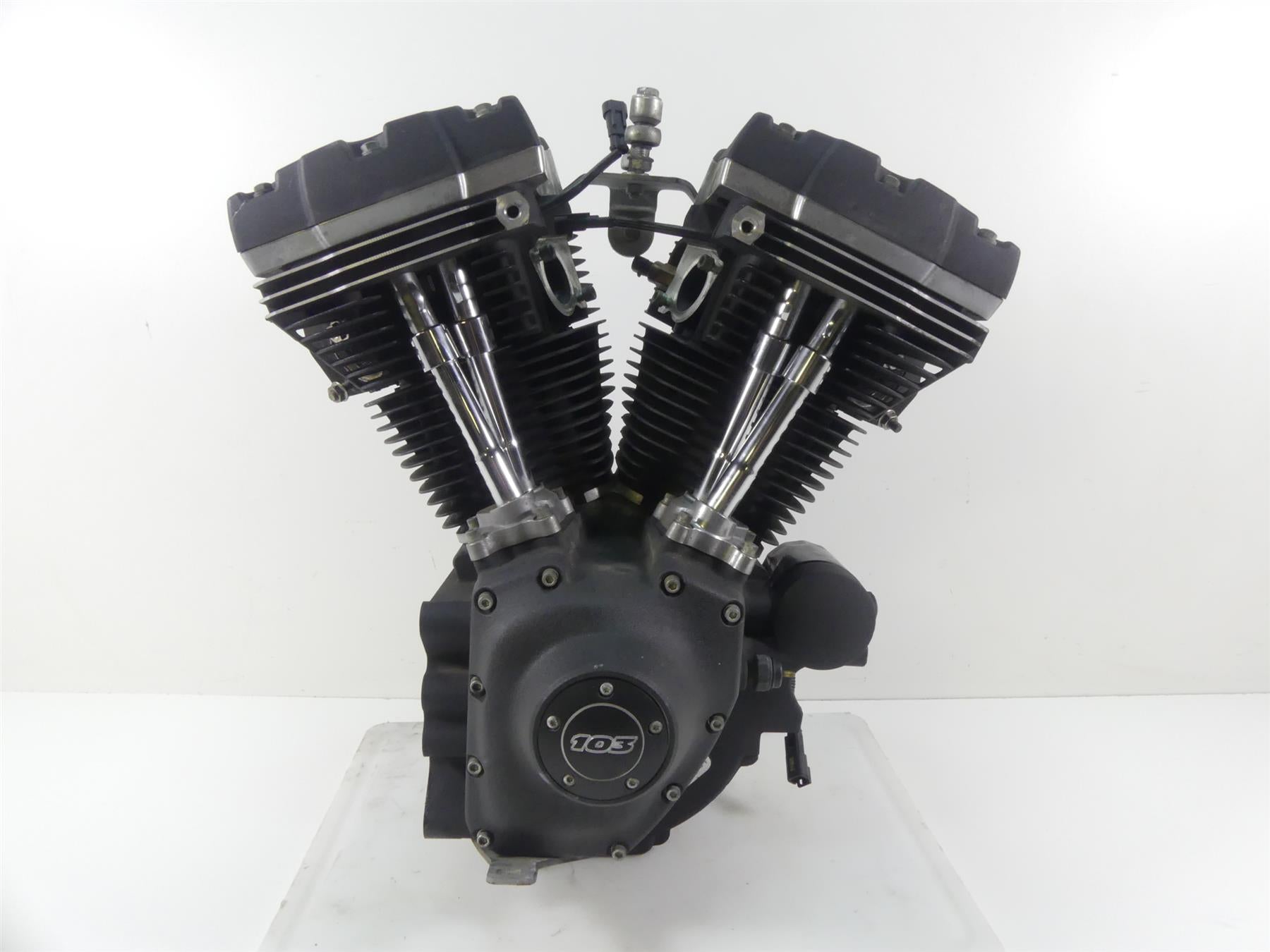 2017 Harley Dyna FXDB Street Bob 103ci Running Engine Motor 21K -Video 16200261