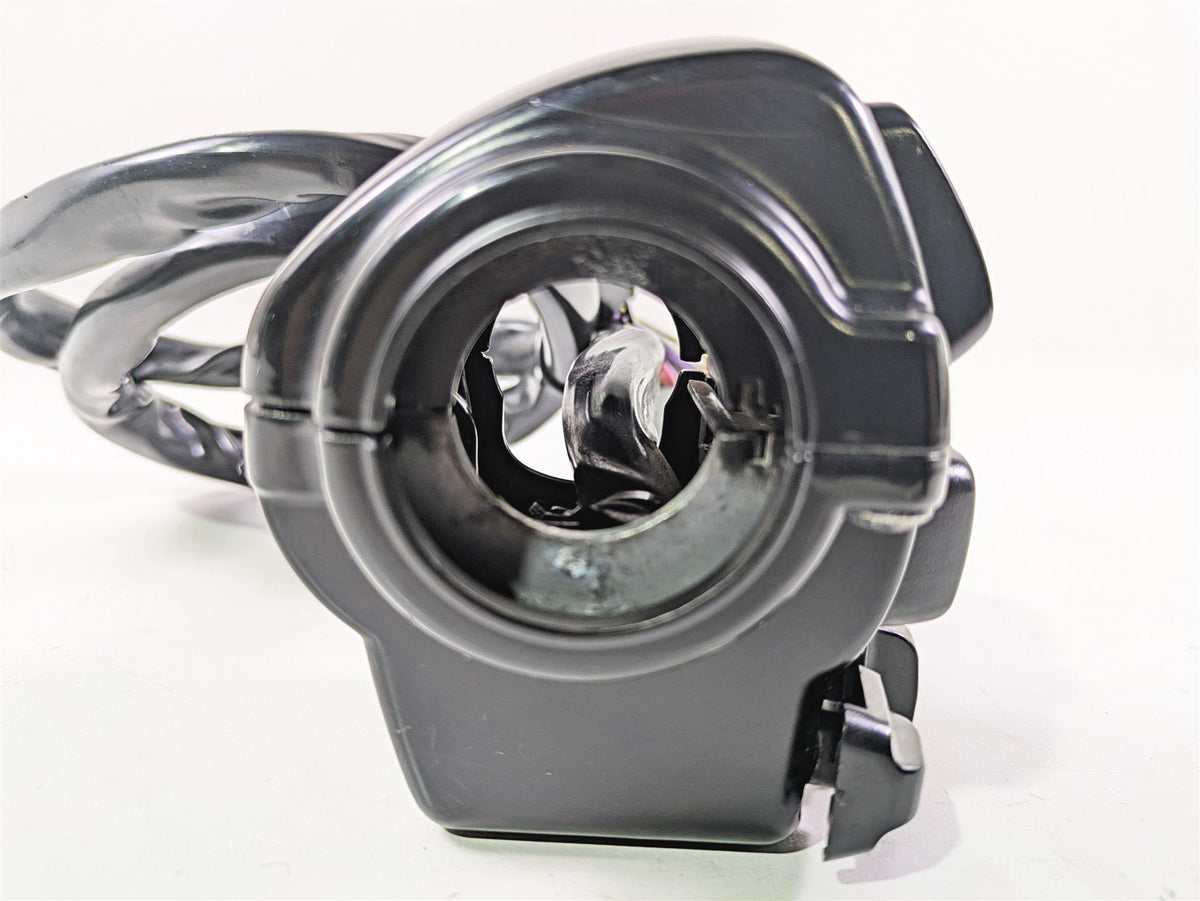 1999 Harley Touring FLHTCUI E-Glide Left Hand Control Switch Audio 71682-06A {{ shop.shopifyCountryName }} - Mototech271