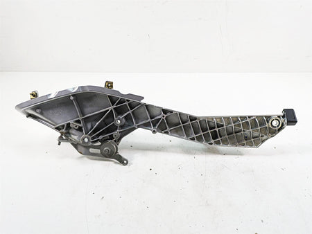 2007 BMW R1200RT K26 Right Footpeg Set& Brake Pedal 46717675290 {{ shop.shopifyCountryName }} - Mototech271