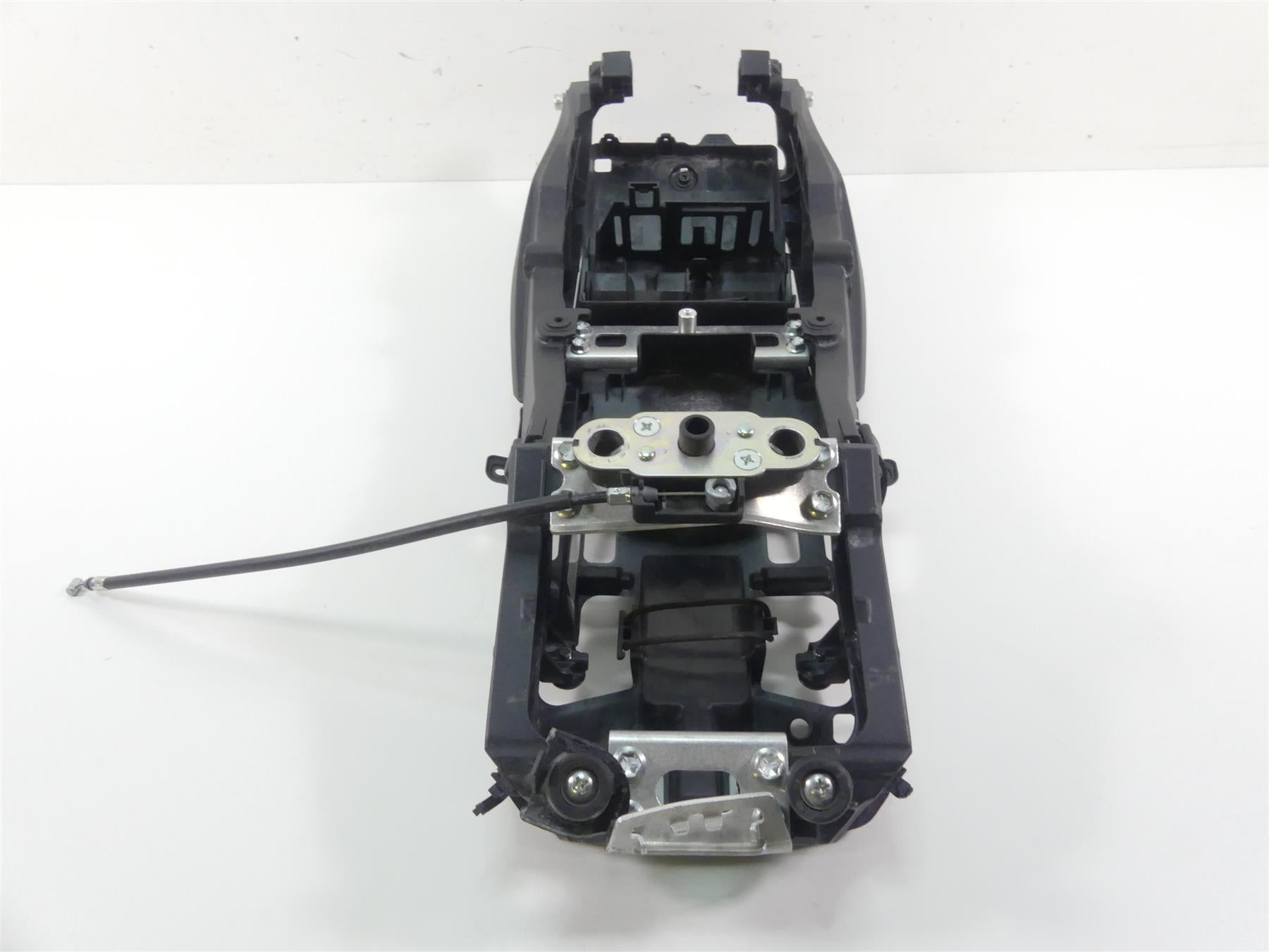 2022 Suzuki GSXR750 Subframe Sub Frame + Inner Fender Set - Read 41211-14J00-YUG {{ shop.shopifyCountryName }} - Mototech271