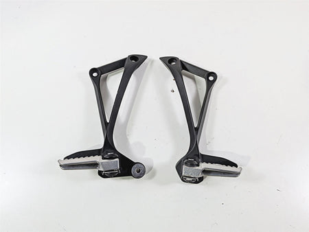 2022 Kawasaki ZX10R ZX1000 Ninja Passenger Foot Peg Rest Set 35063-0700-18R {{ shop.shopifyCountryName }} - Mototech271