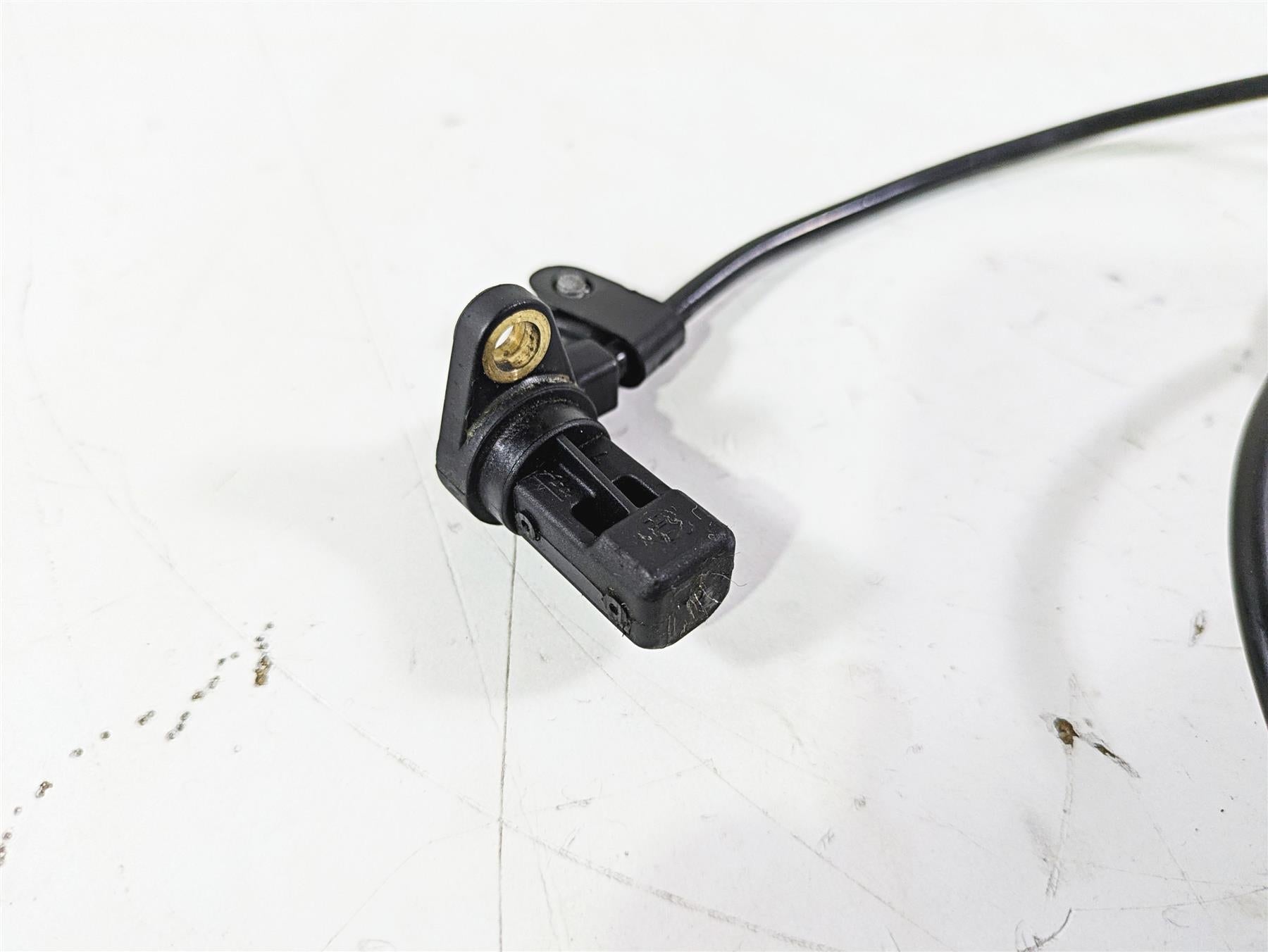 2016 Moto Guzzi Stelvio 1200 8V NTX Front Wheel Speed Abs Brake Sensor 859792 {{ shop.shopifyCountryName }} - Mototech271