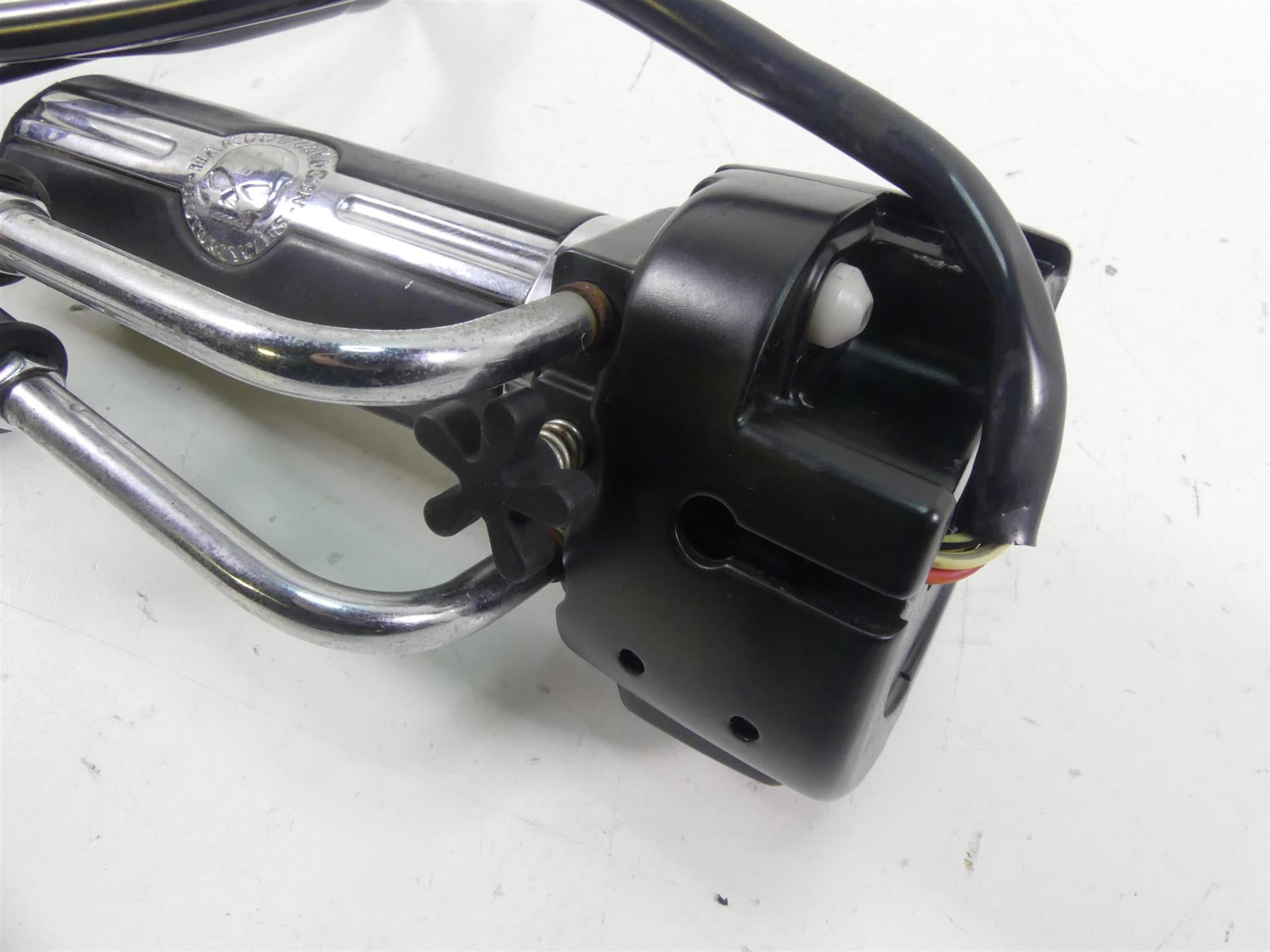 2015 Harley FLD Dyna Switchback Right Hand Throttle Control Switch 72948-12 {{ shop.shopifyCountryName }} - Mototech271