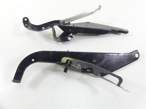 2009 Harley FLHTCU SE4 CVO E-Glide Front Fairing Mount Set - Read 58478-96B | Mototech271