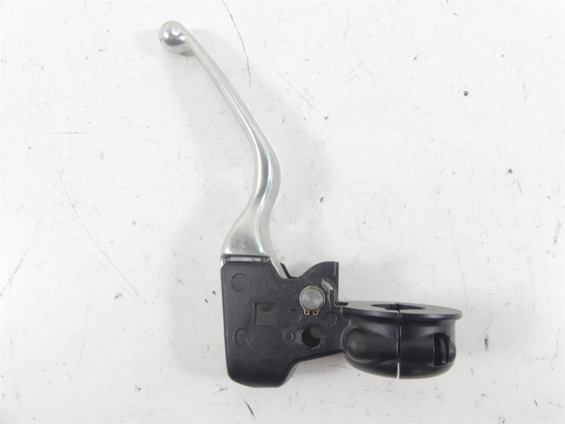2018 Harley Softail FXBB Street Bob Clutch Perch & Lever Set 36700200 {{ shop.shopifyCountryName }} - Mototech271