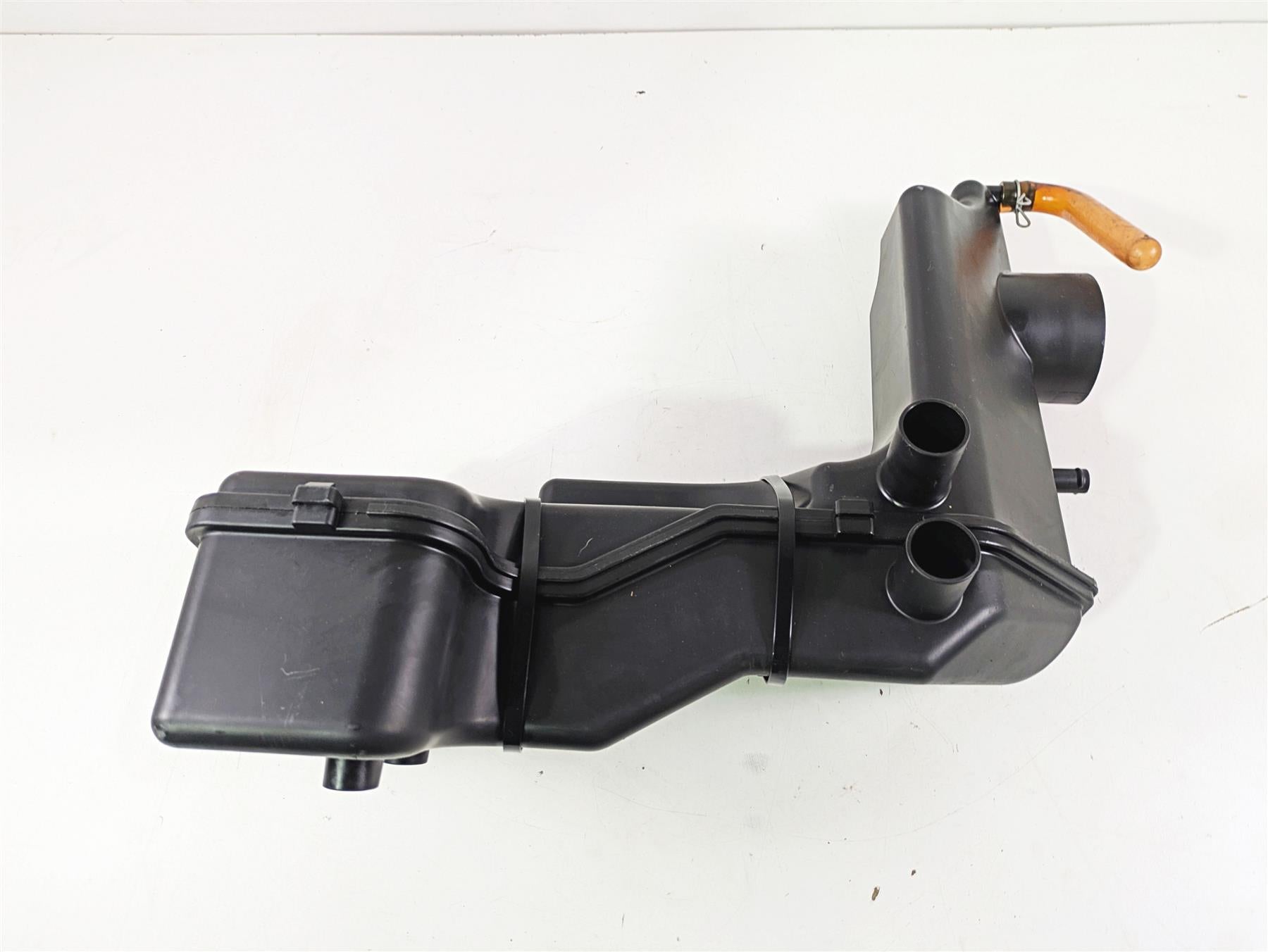 2017 Kawasaki Ultra 310X Air Box Cleaner Breather Filter 11038-3710 {{ shop.shopifyCountryName }} - Mototech271