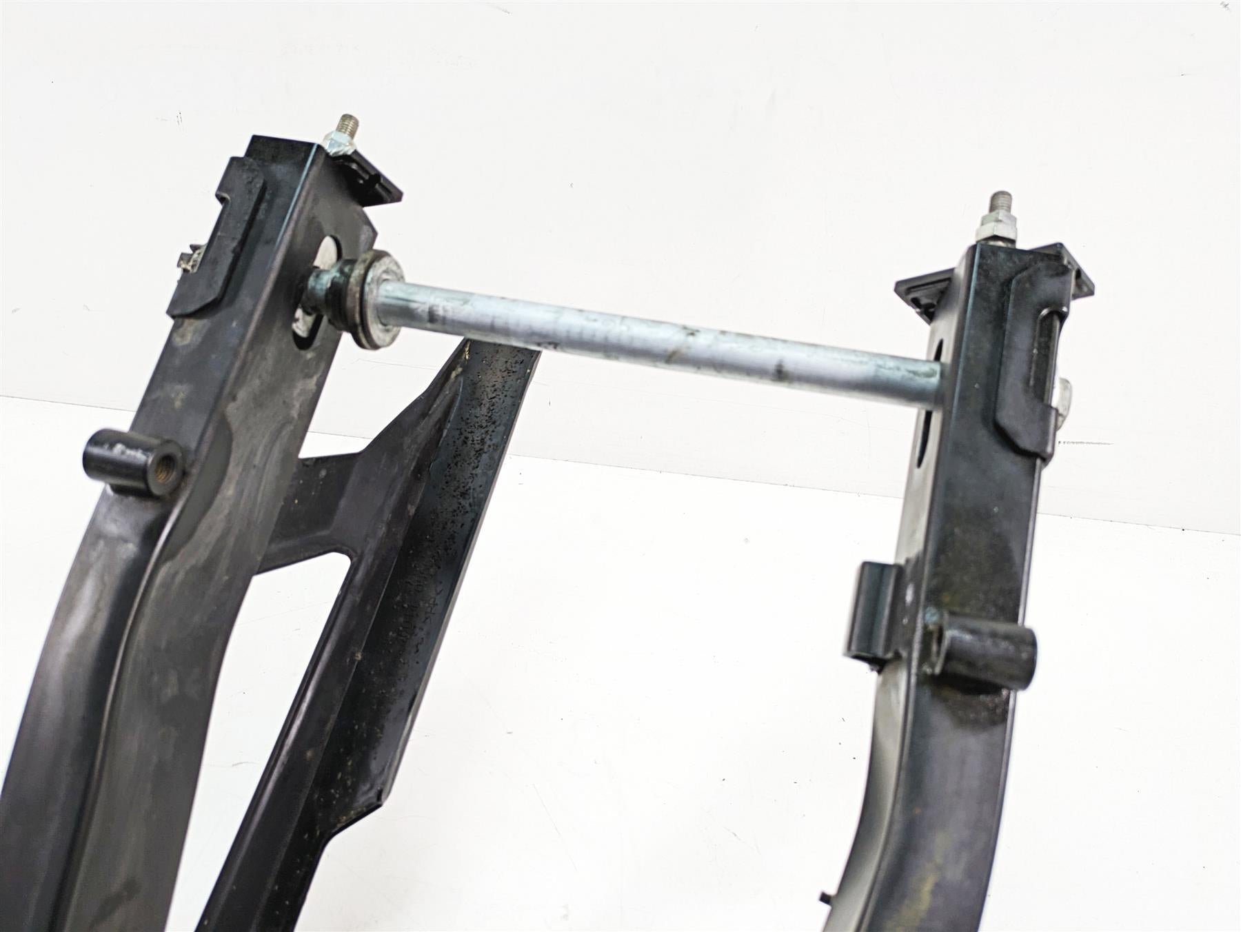 2016 Kawasaki Ninja EX300 Rear Swingarm Swing Arm 33001-0634-18R {{ shop.shopifyCountryName }} - Mototech271
