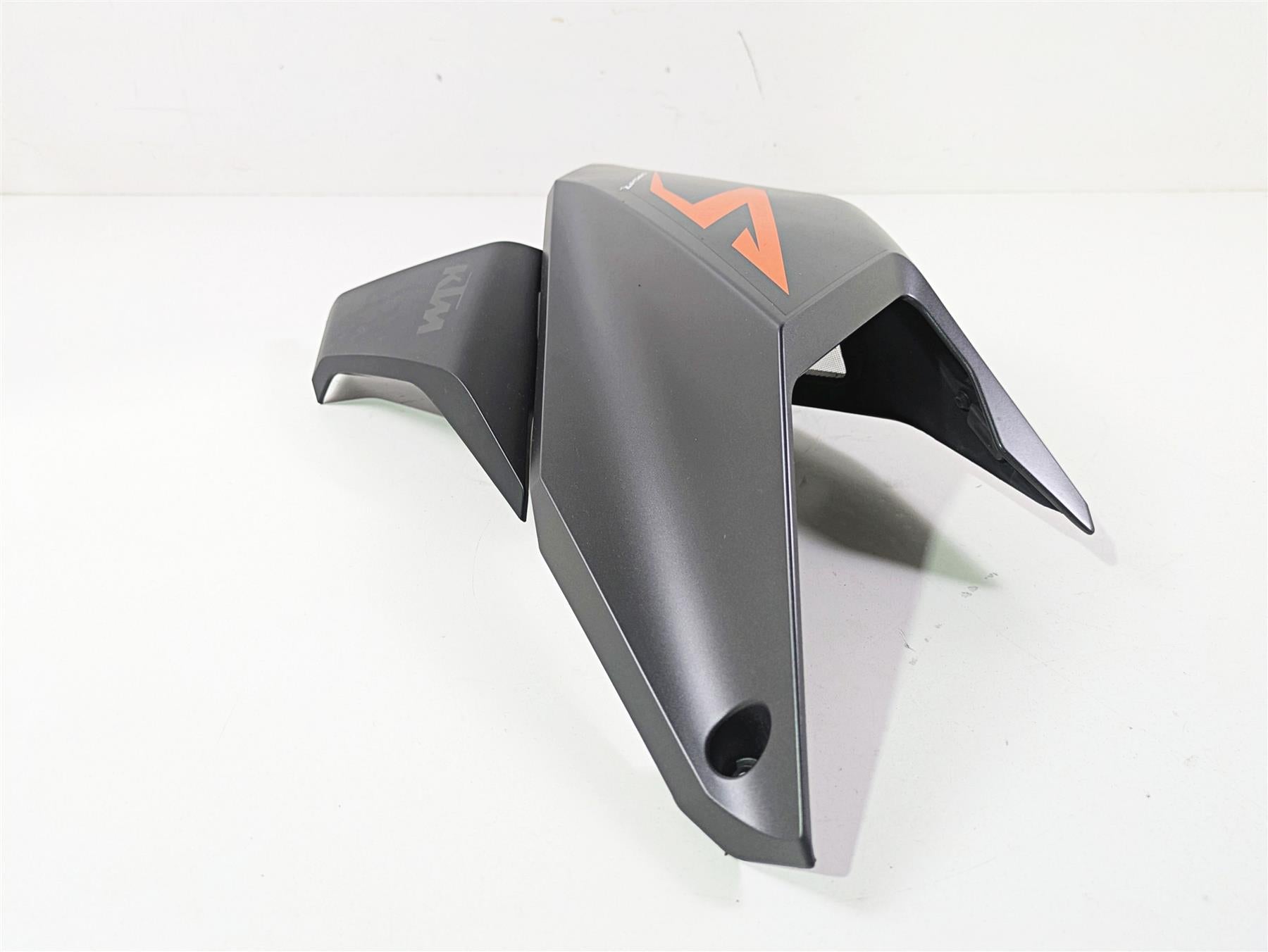 2018 KTM 1290 Super Duke R Left Tank Main Cover Fairing 61608050000KCA {{ shop.shopifyCountryName }} - Mototech271