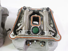 Load image into Gallery viewer, 2009 Harley XR1200 Sportster Cylinderhead Cylinder Head Set 17524-08 17523-08
