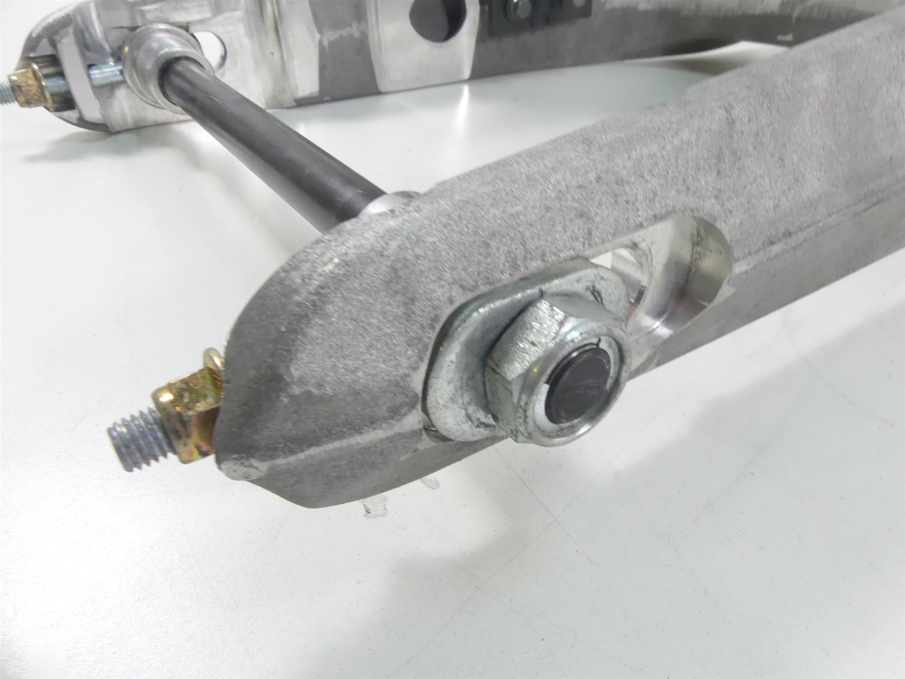 2020 Indian Roadmaster Rear Suspension Swingarm Swing Arm & 20mm Axle 5142382 {{ shop.shopifyCountryName }} - Mototech271