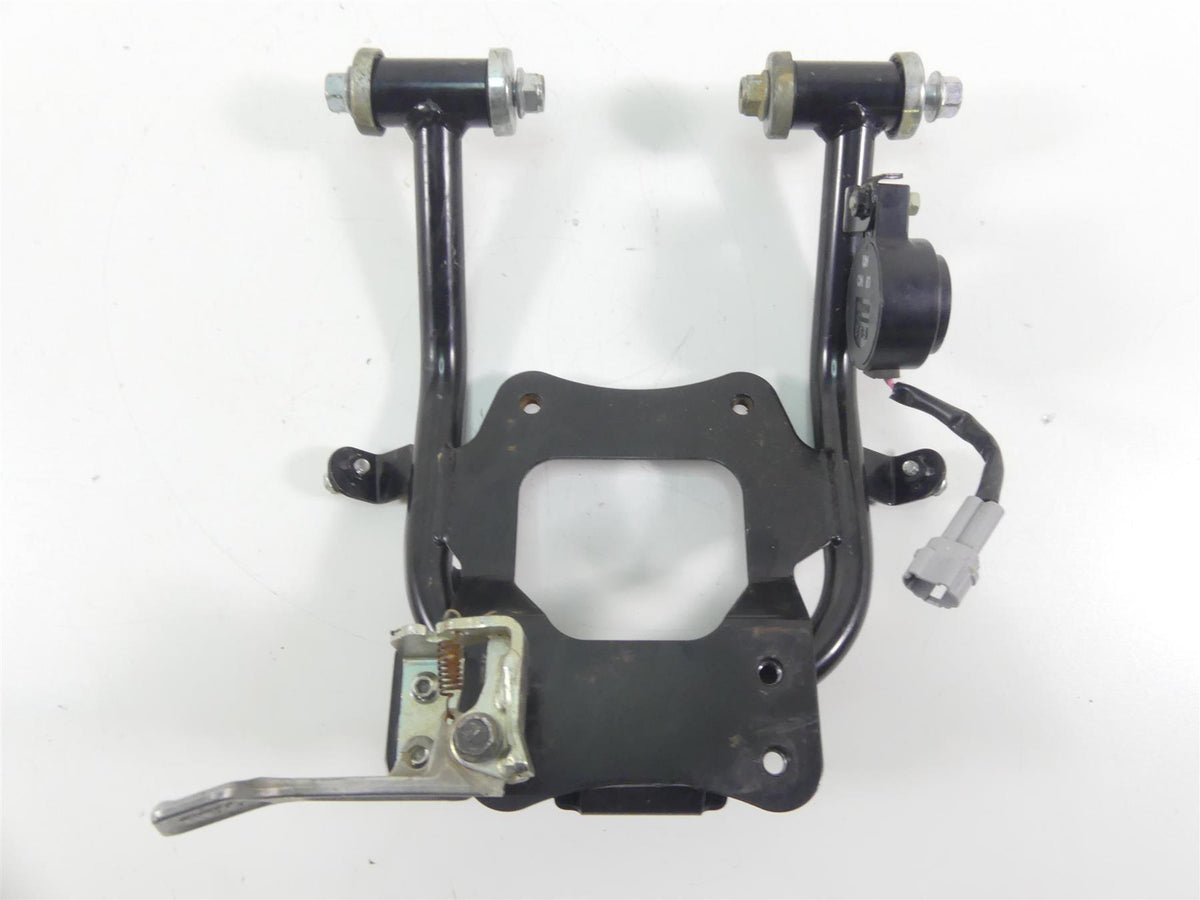 2016 Yamaha YXZ1000 R EPS SE Steering Wheel Mount Damper Set 2HC-F3838-00-00 {{ shop.shopifyCountryName }} - Mototech271