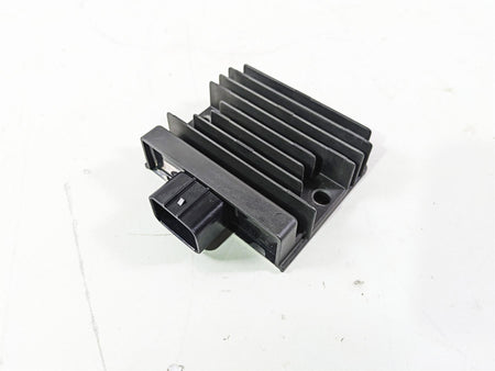 2024 Kawasaki ZX6R ZX636 Ninja Rectifier Voltage Regulator SH868AA 21066-0756 {{ shop.shopifyCountryName }} - Mototech271