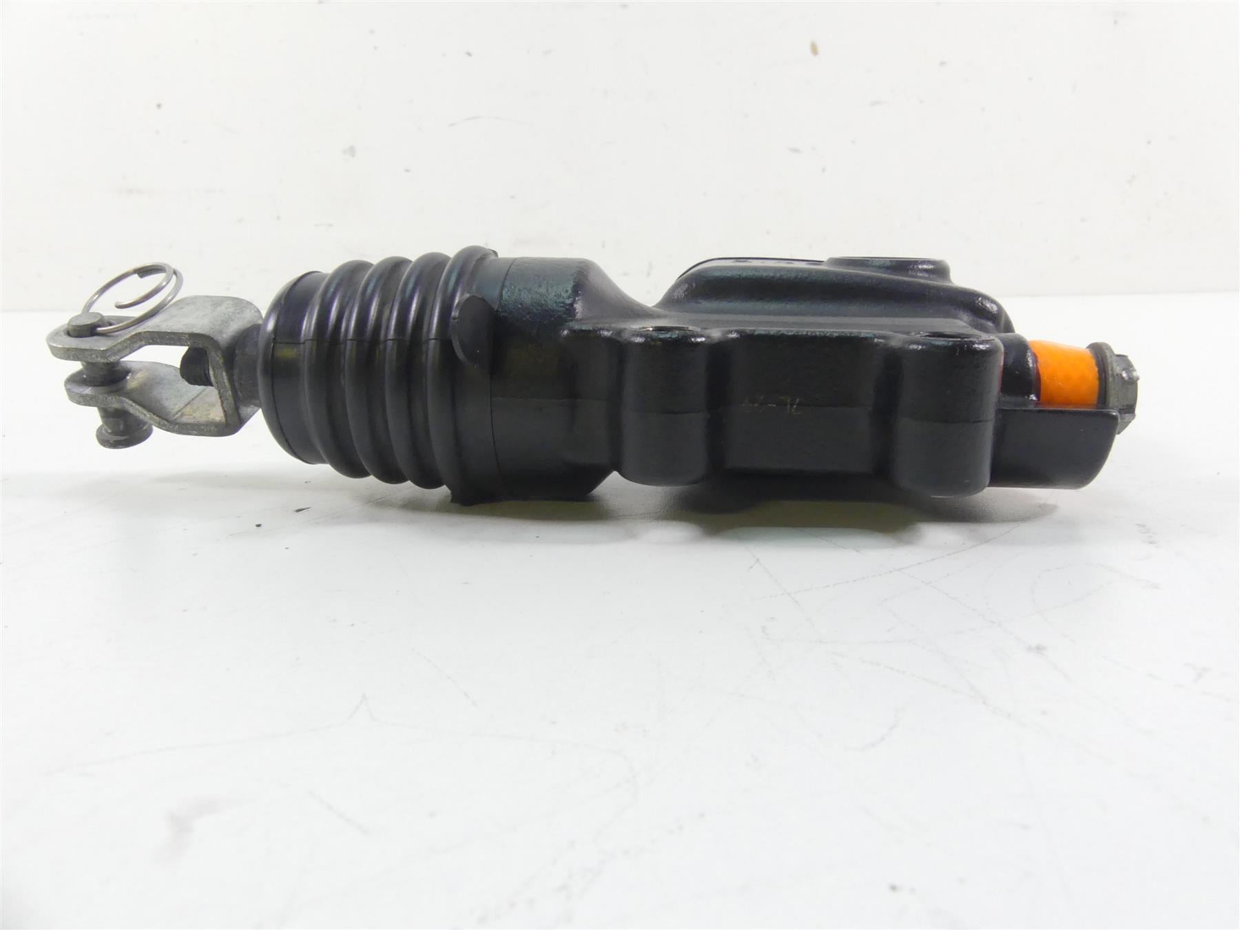 2018 Harley Softail FXFB Fat Bob Rear Brake Master Cylinder 5/8" 41700460 {{ shop.shopifyCountryName }} - Mototech271