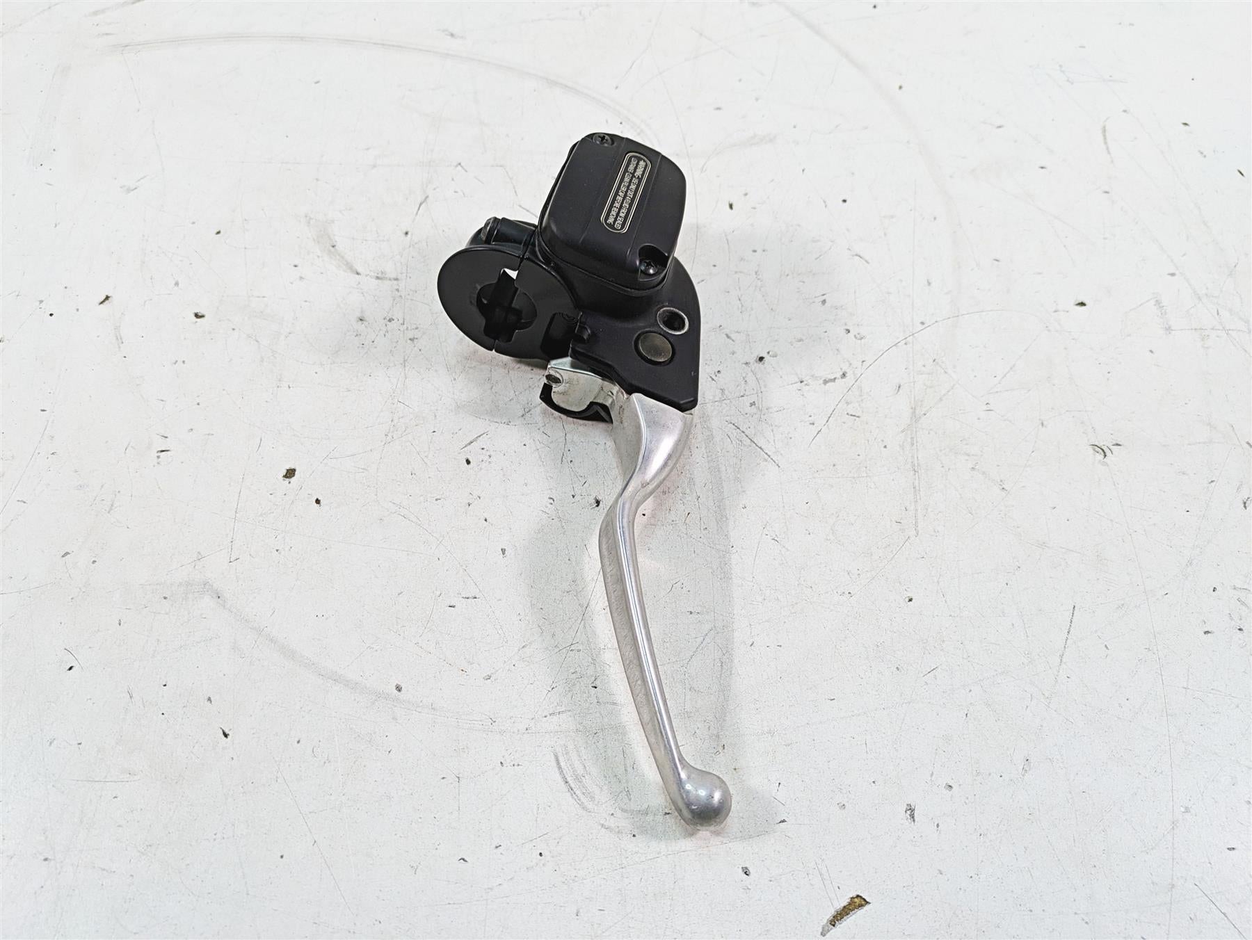 2008 Harley FLHTCU Electra Glide Dual Disc Front Brake Master Cylinder 44551-08F {{ shop.shopifyCountryName }} - Mototech271