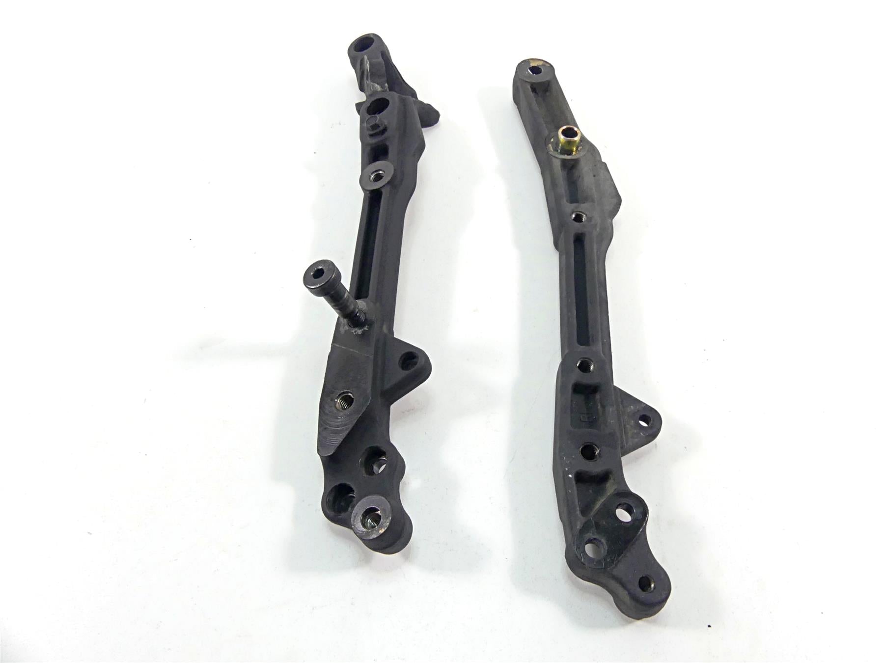 2011 Victory Cross Country Lower Engine Mount Frame Rail Cradle Set 5137537 {{ shop.shopifyCountryName }} - Mototech271