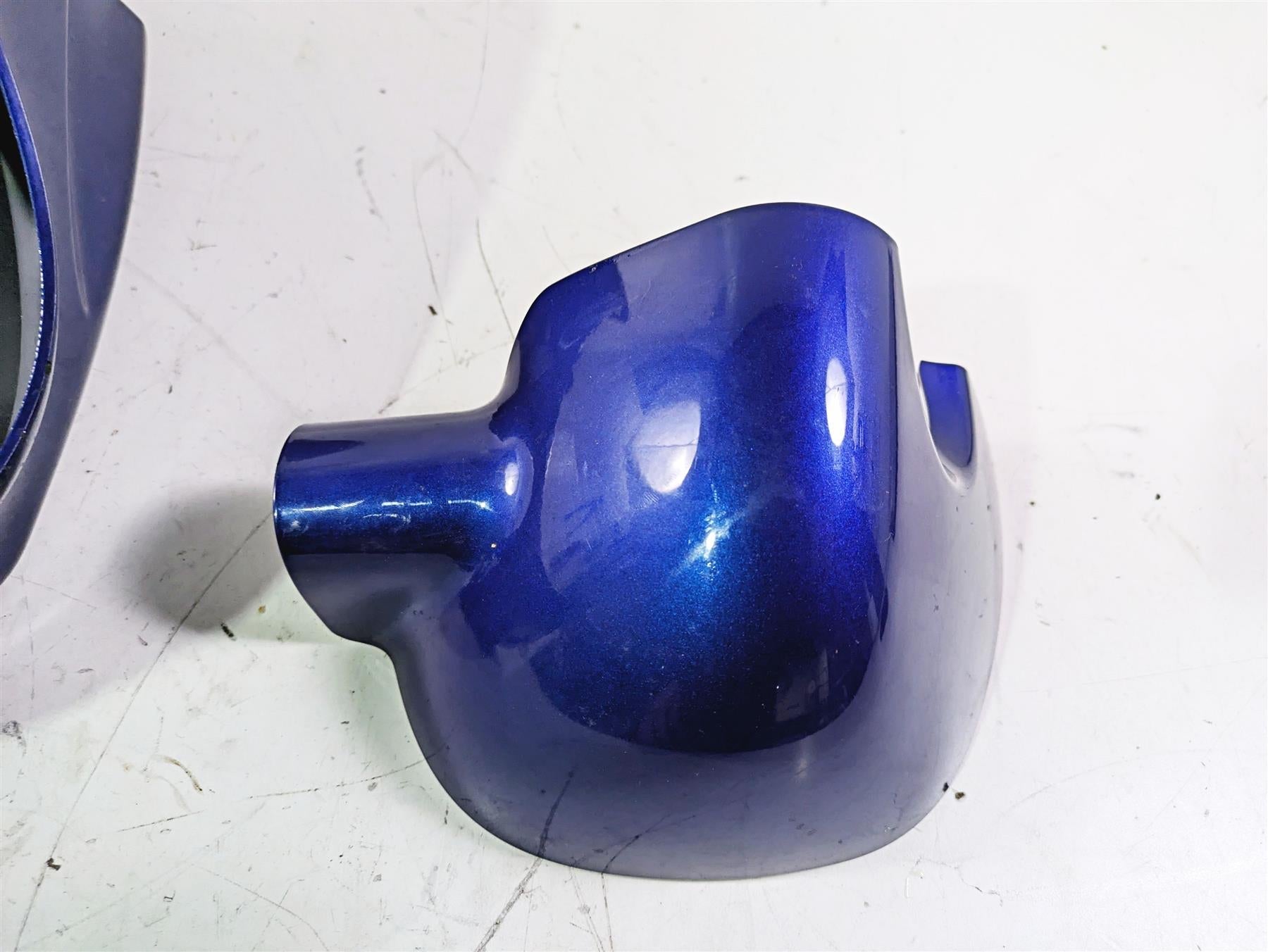 2015 Harley Touring FLHTKL E -Glide Low Right Lower Leg Fairing Cover 57100114 {{ shop.shopifyCountryName }} - Mototech271